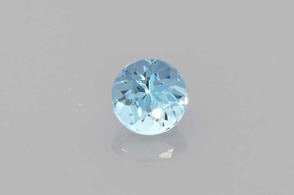 0.1 Carat Round Aquamarine
