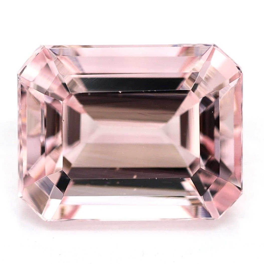 2.47 ct Emerald Pink Morganite