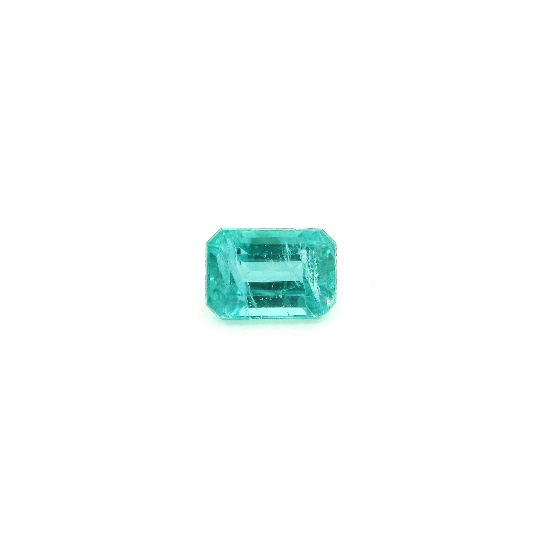 0.96ct EMERALD