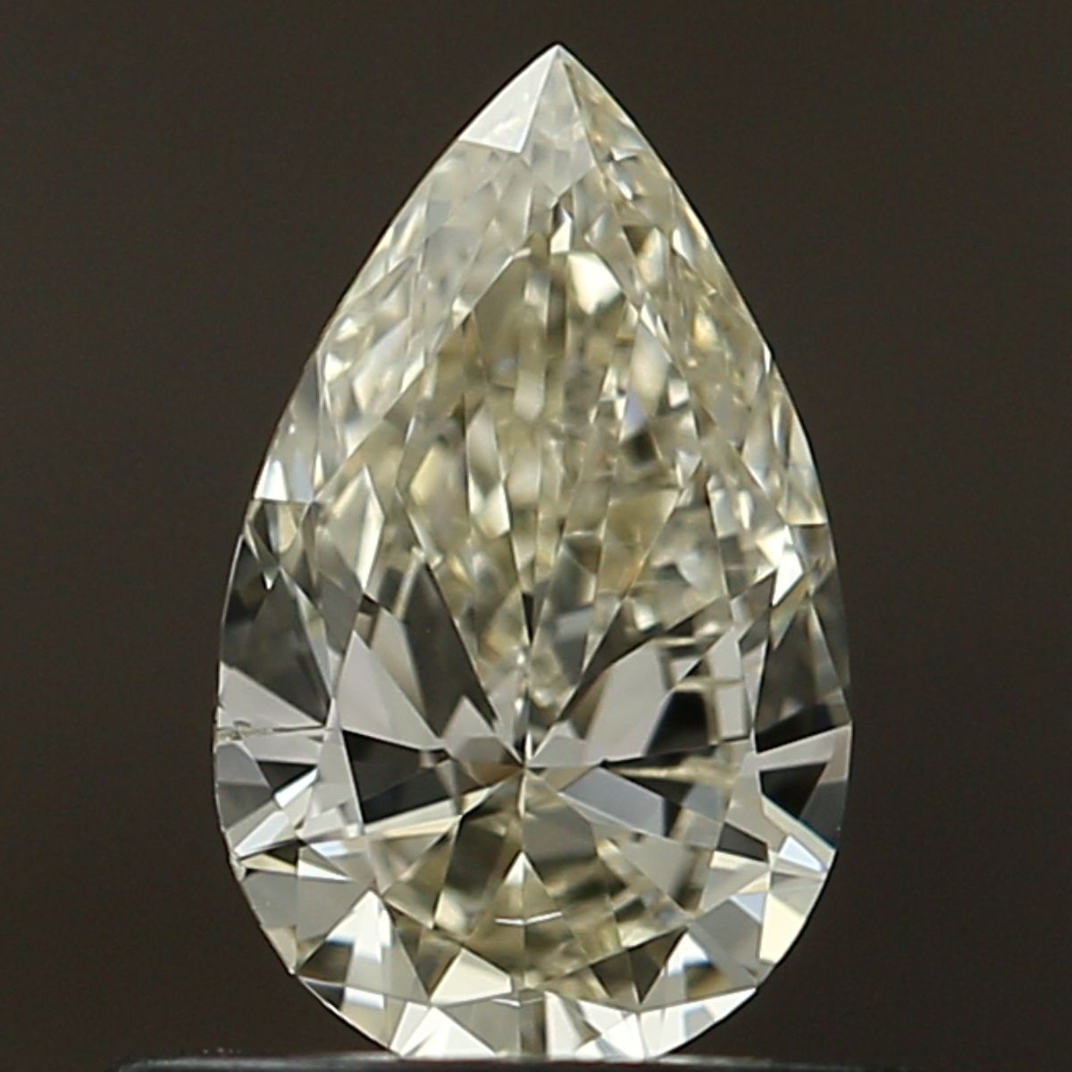 0,50 ct Diament naturalny w szlifie gruszki