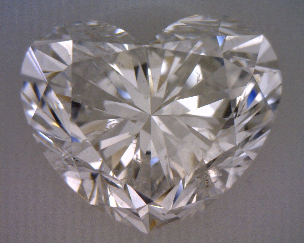 3,00 ct Diament naturalny w szlifie serca