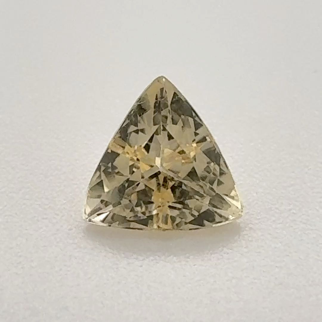 0.8ct TOPAZ