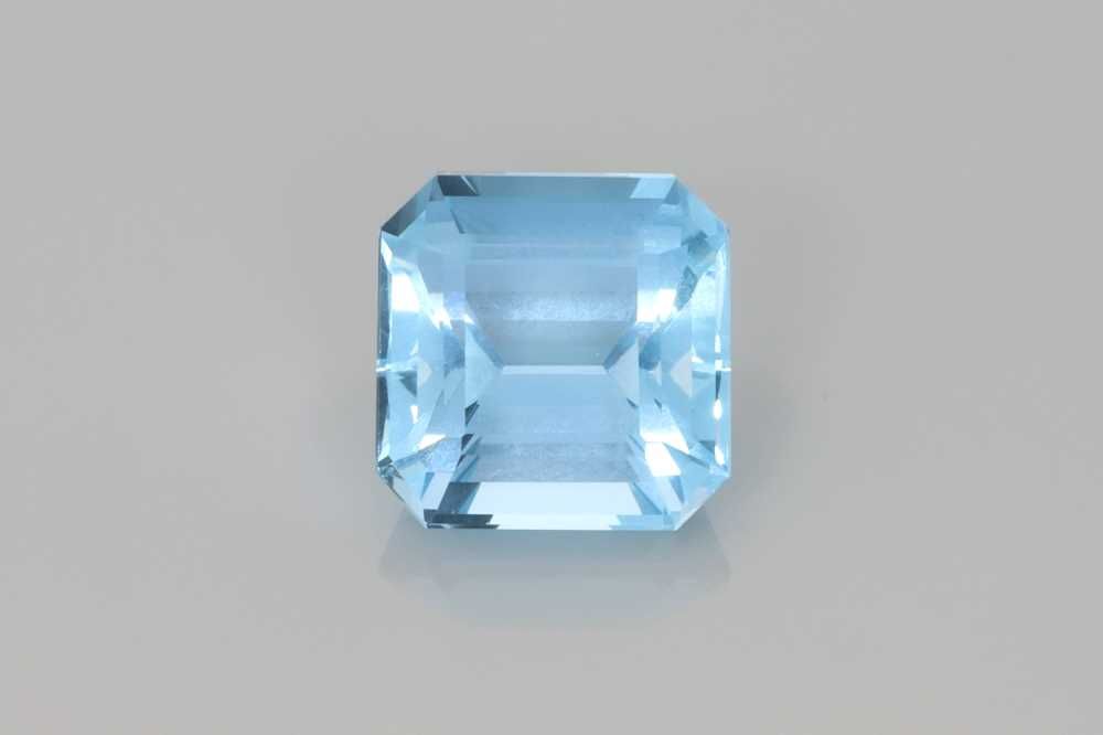 3.83ct Aquamarine