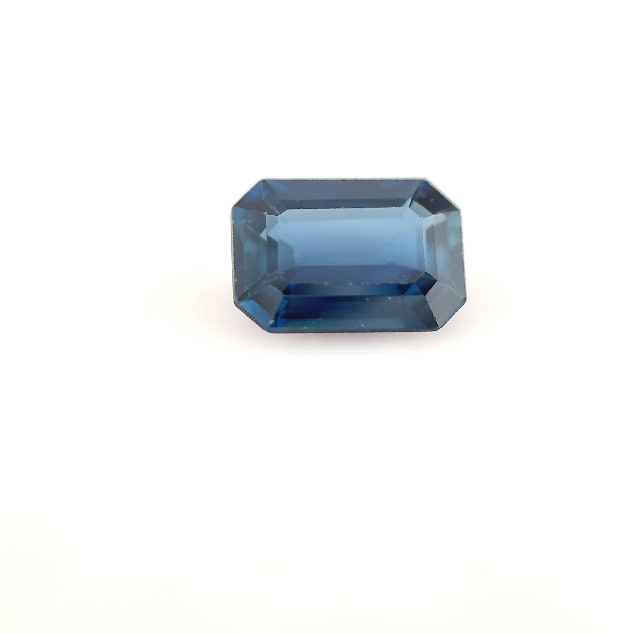 0.95ct SAPPHIRE
