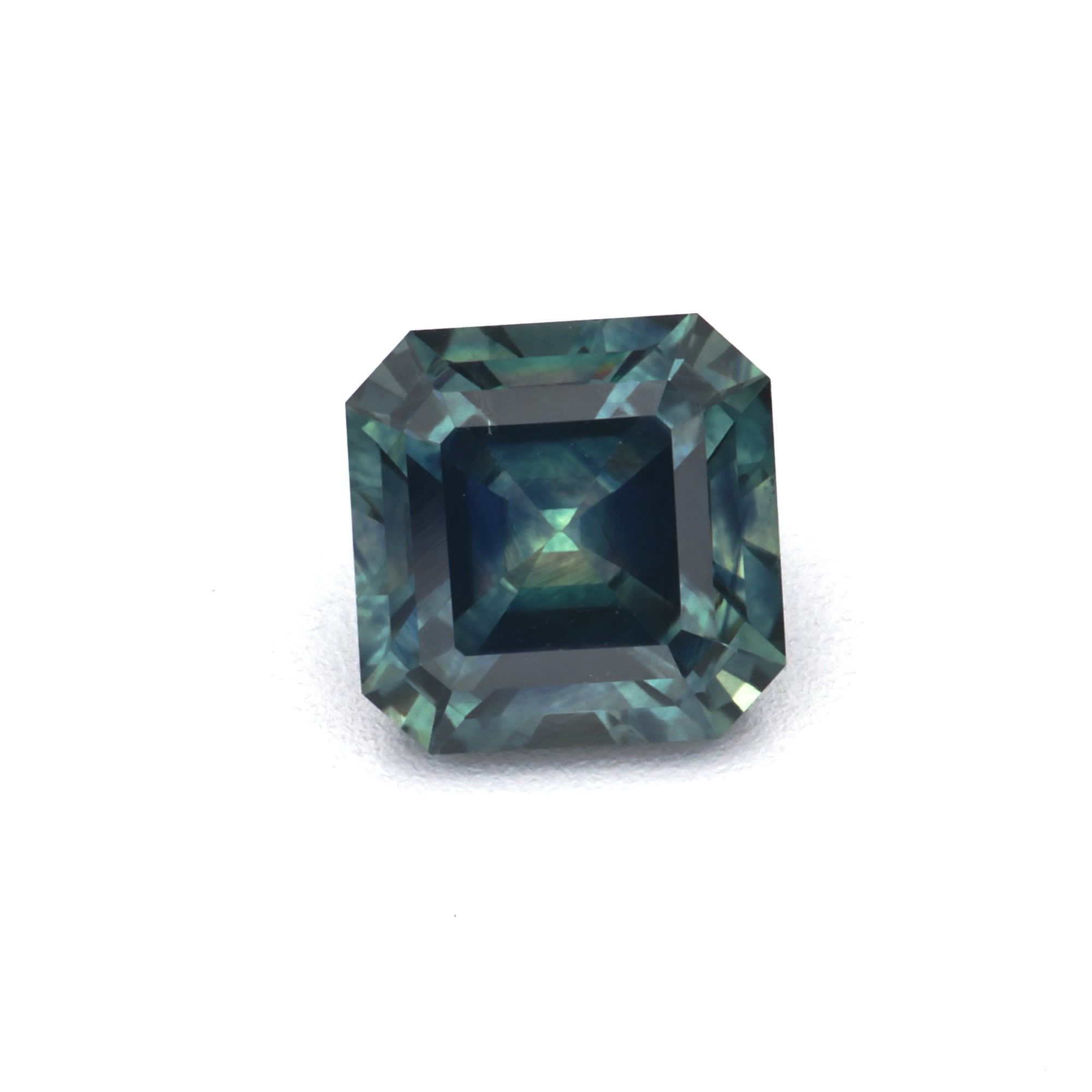 0.82ct Sapphire