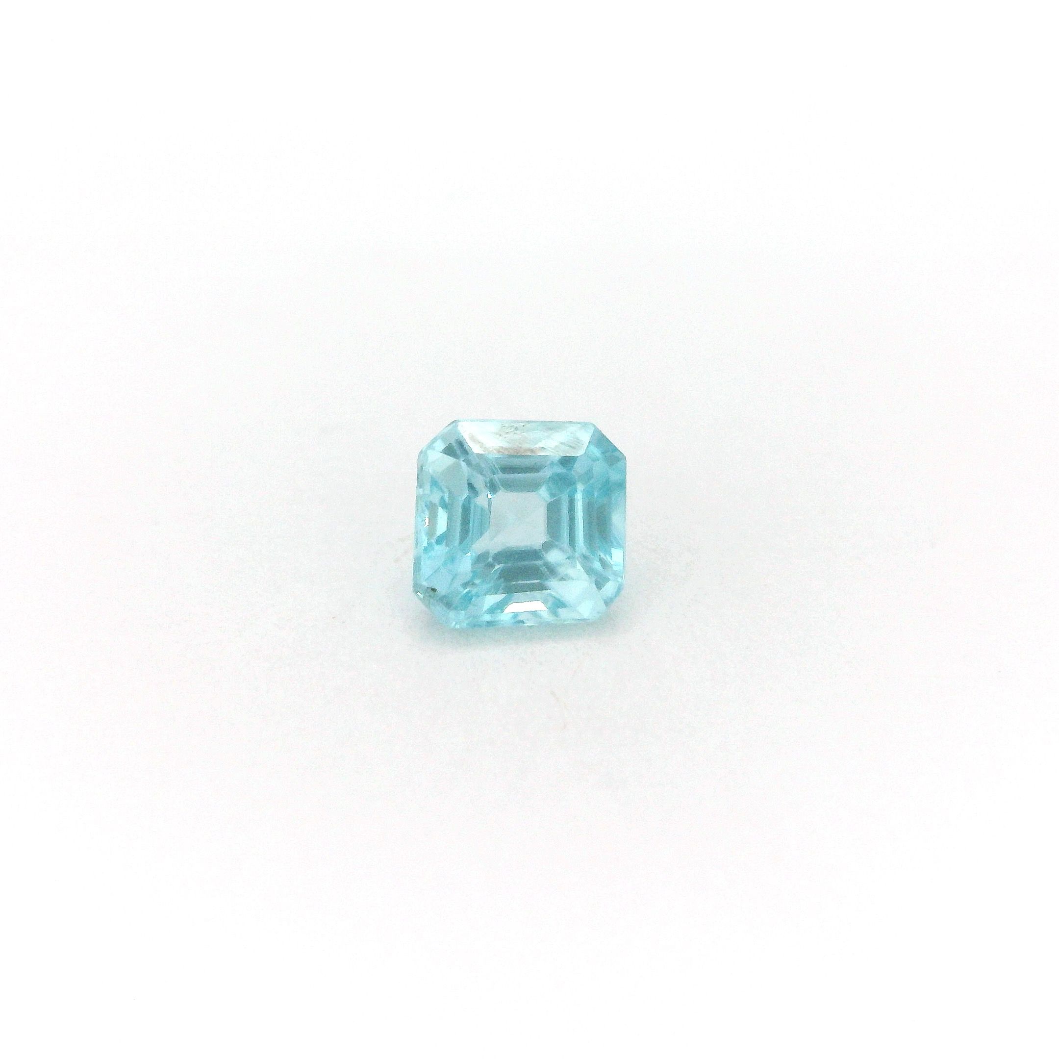 1.03ct ZIRCON