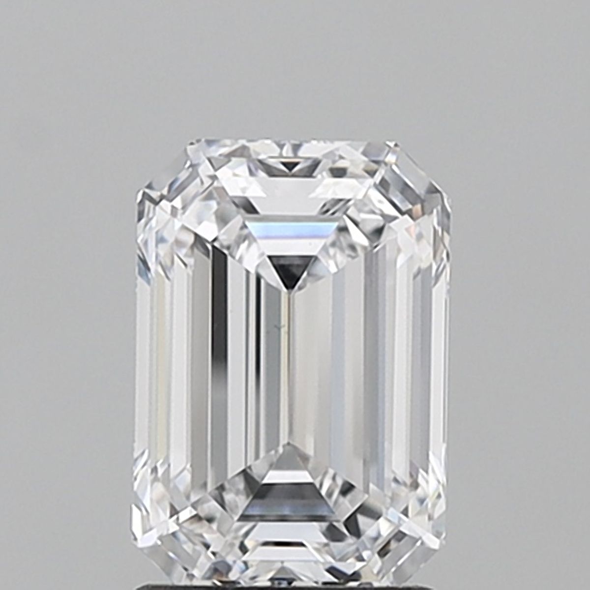 2.03ct Emerald D - VVS2 - Very Good cut - LD259475