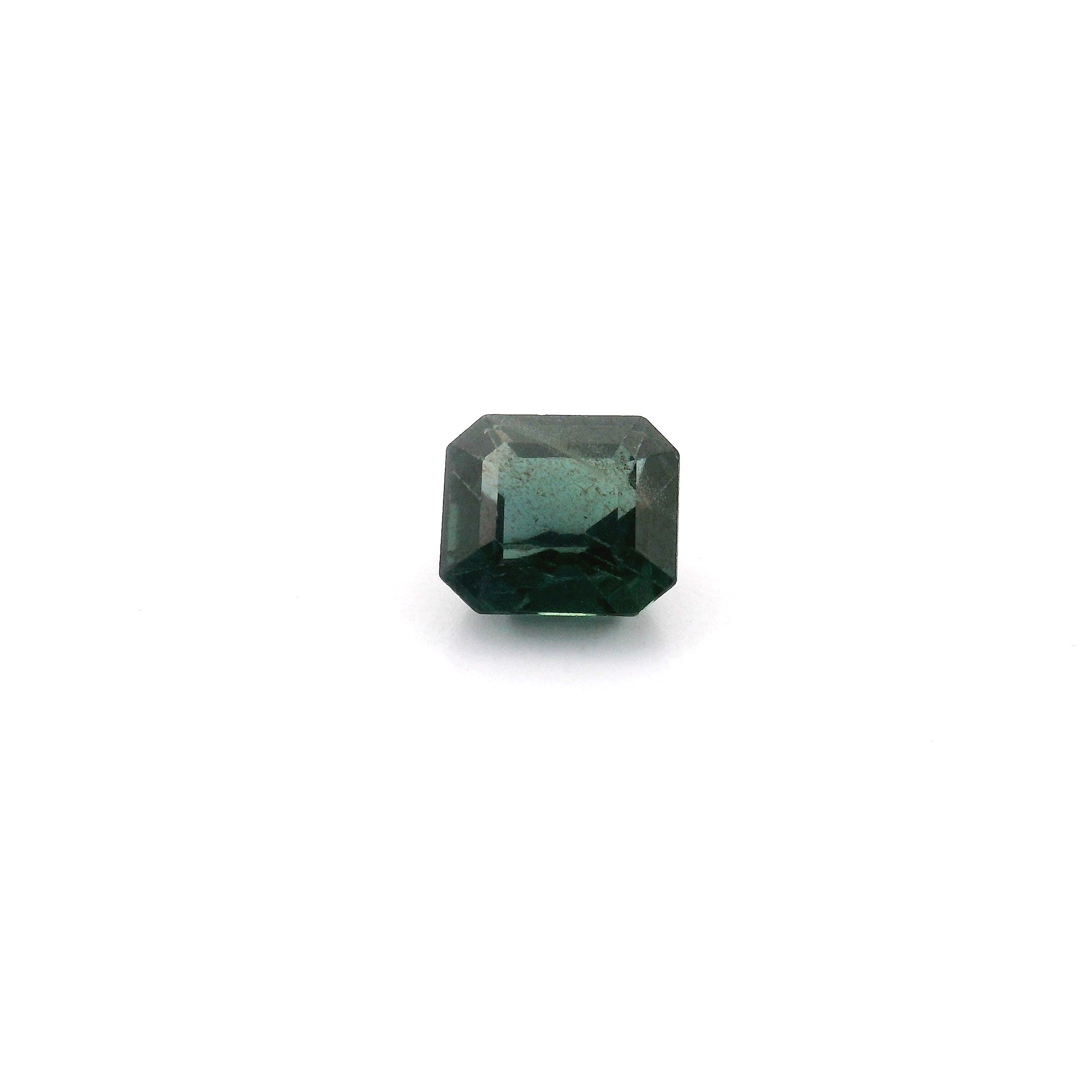 0.9ct SAPPHIRE