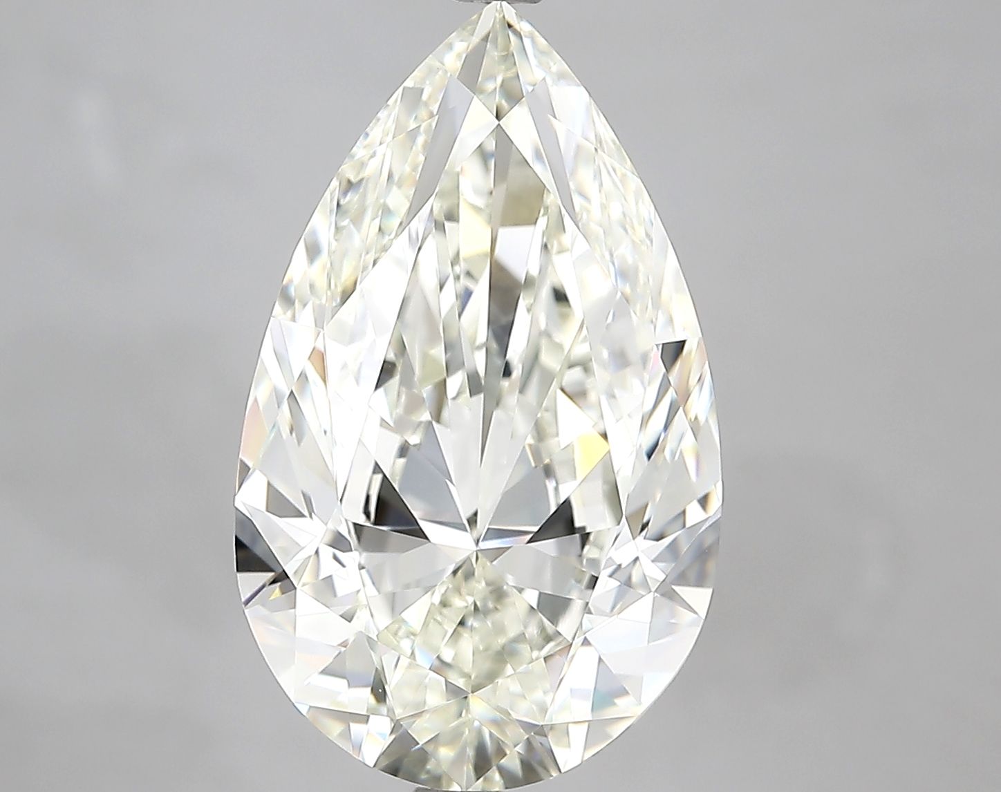 7 Carat · J · VVS1 Rare Carat Ideal Cut