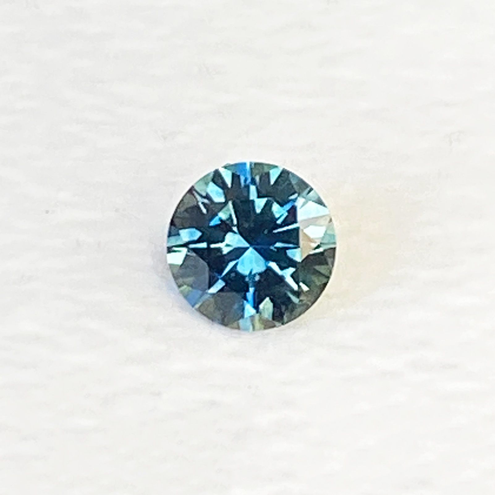 0.86ct Sapphire