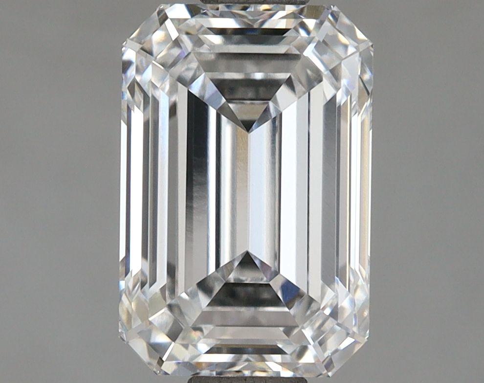 2.03ct Emerald E - VVS1 - Excellent cut - LD354448