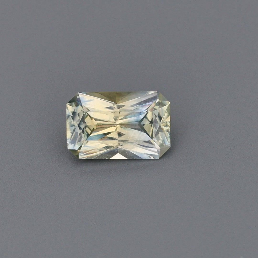 0.98ct Sapphire