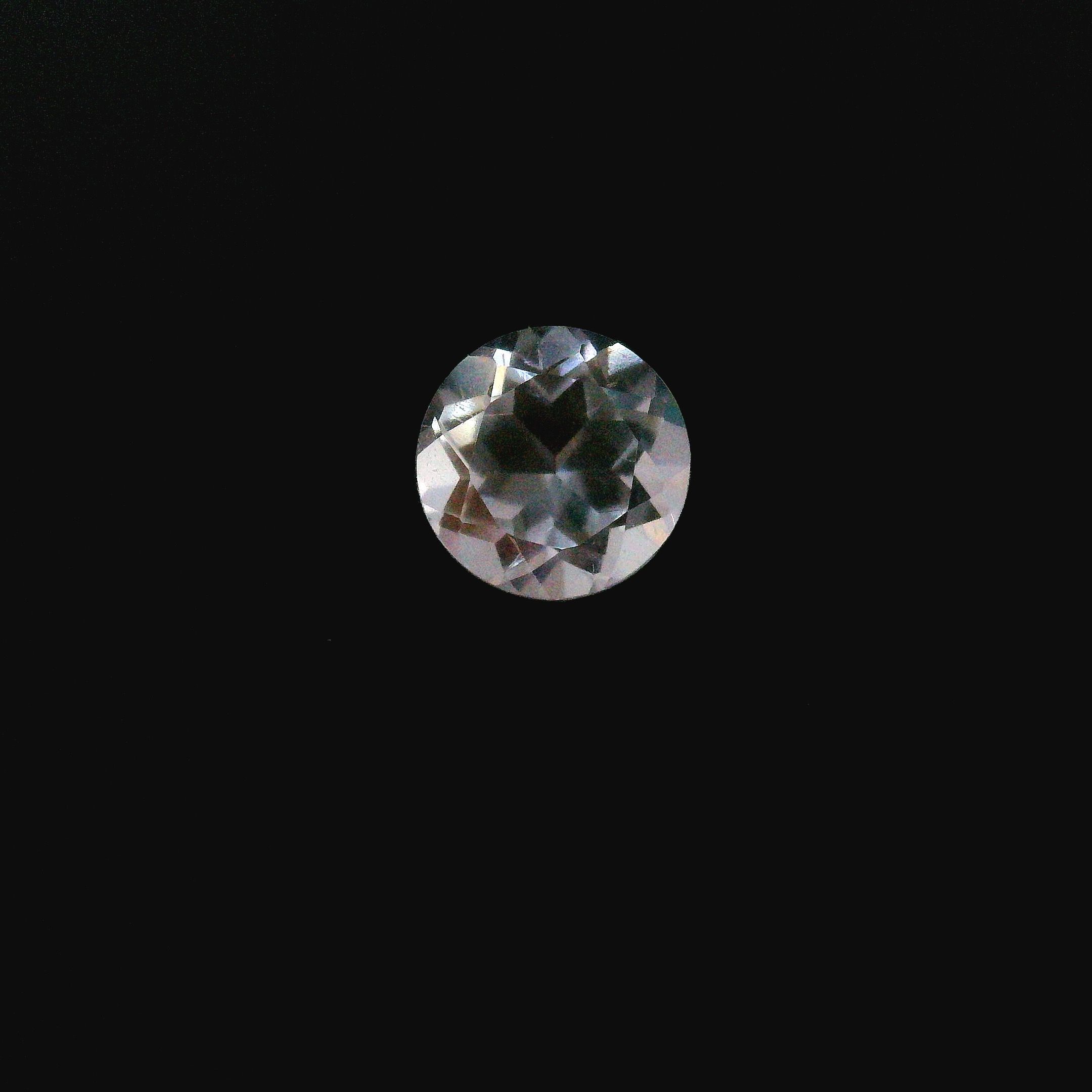 0.94ct MOONSTONE