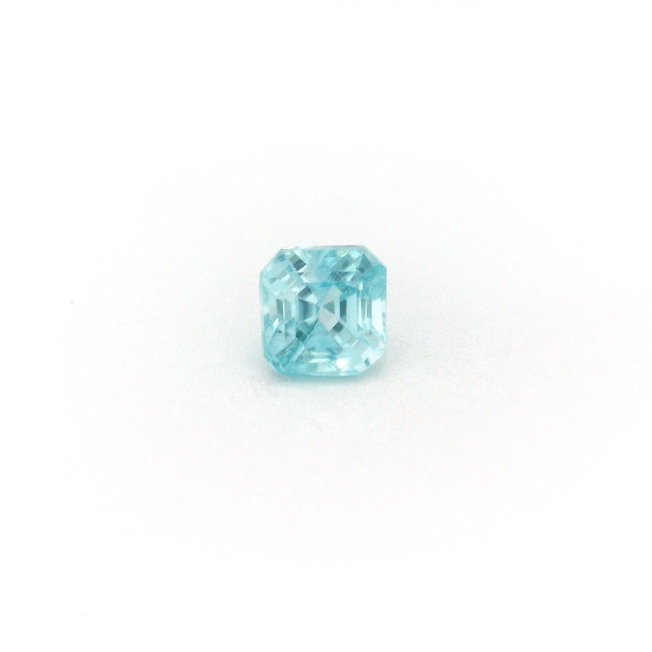 1.04ct ZIRCON