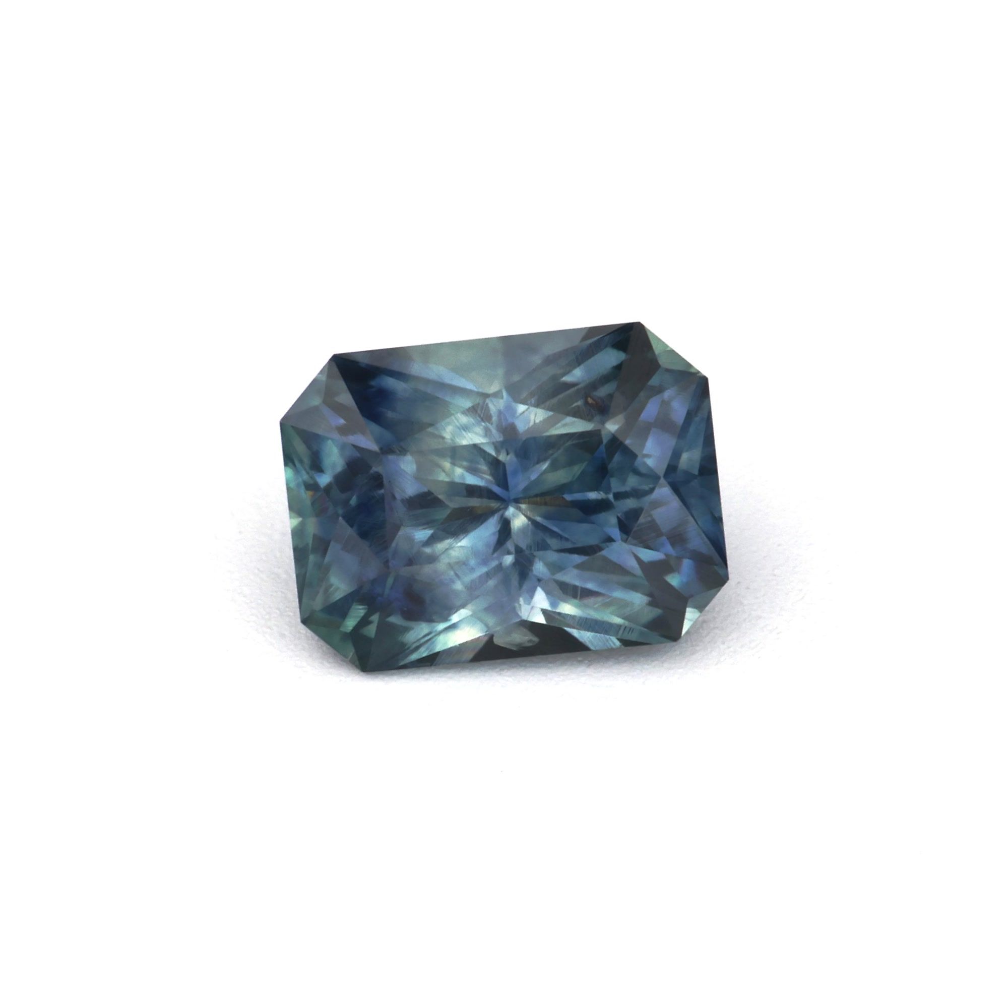 0.77ct Sapphire