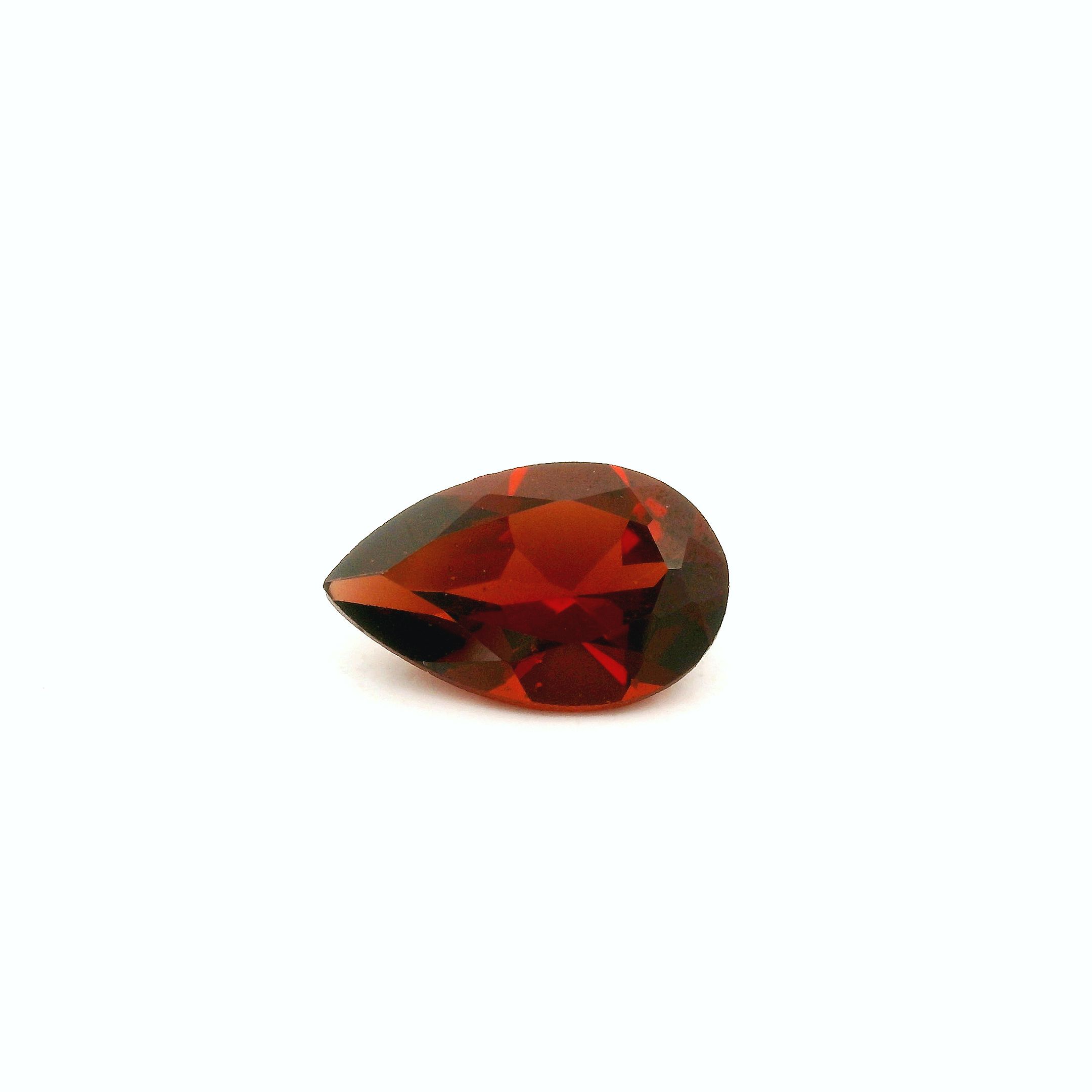 Certified Garnet Pear 0.97 ct gemstone, Red