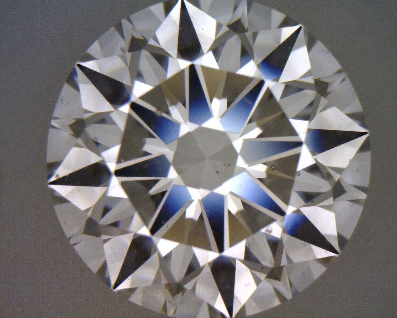2,61 ct Okrągły diament naturalny