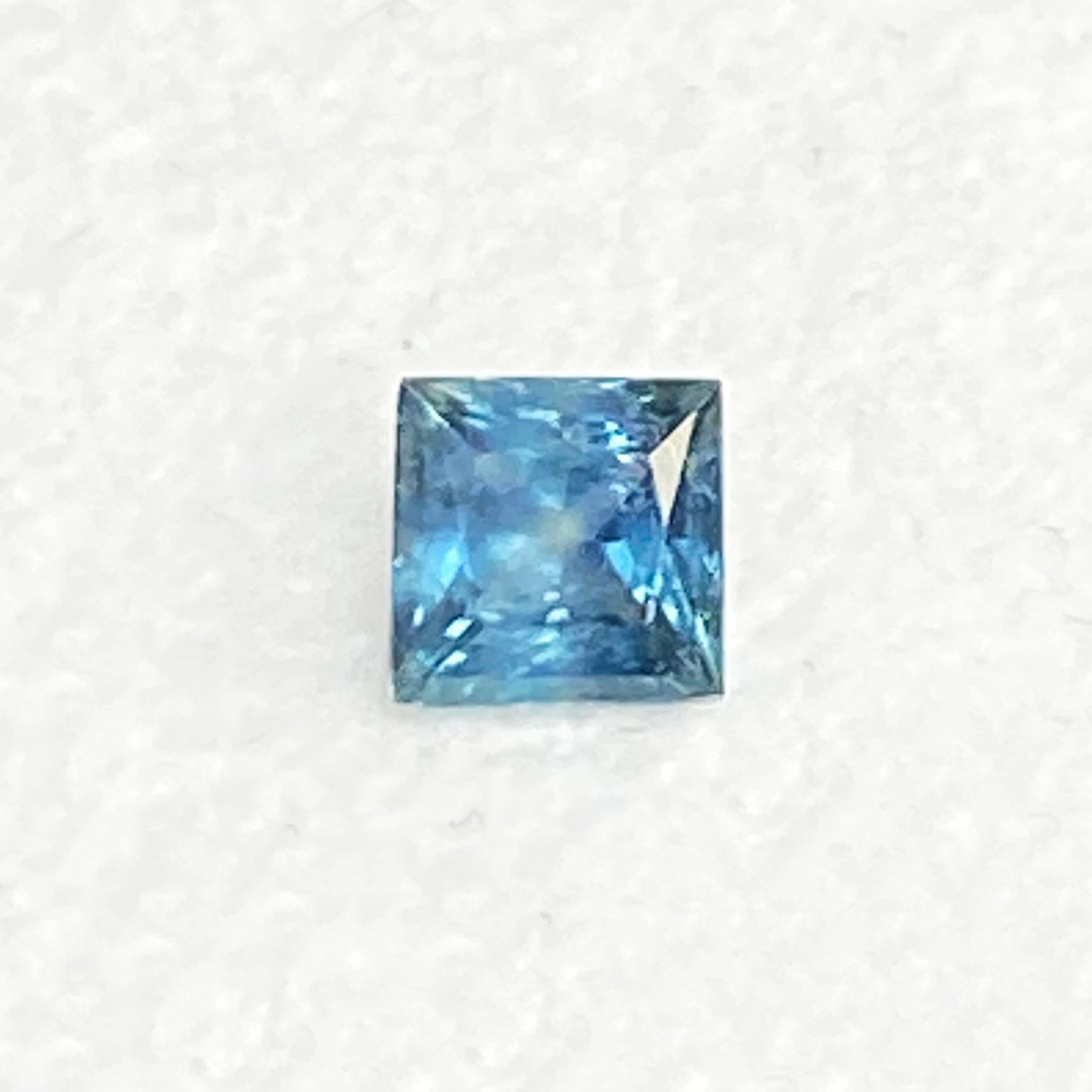 0.82ct Sapphire