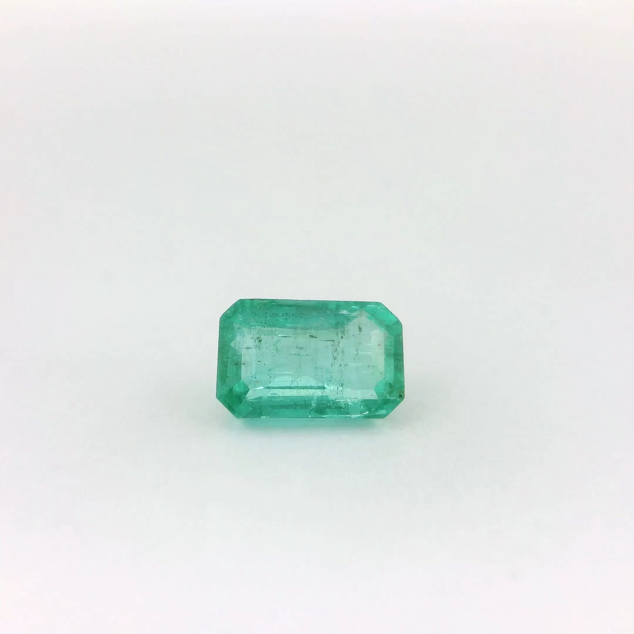 0.98ct EMERALD