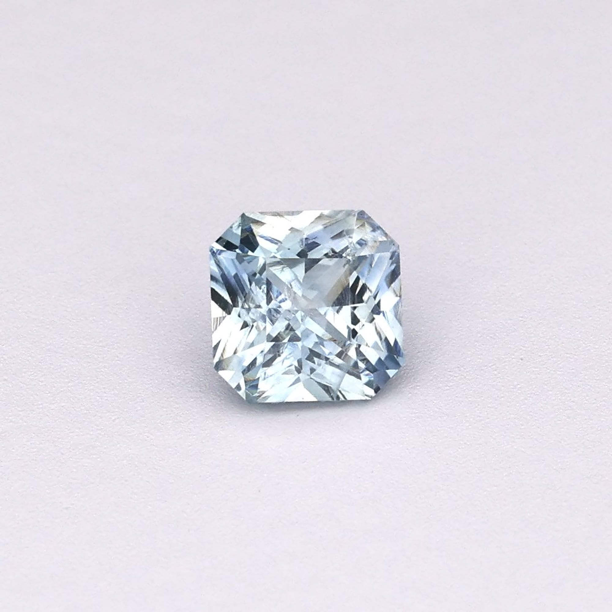 0.7ct Sapphire