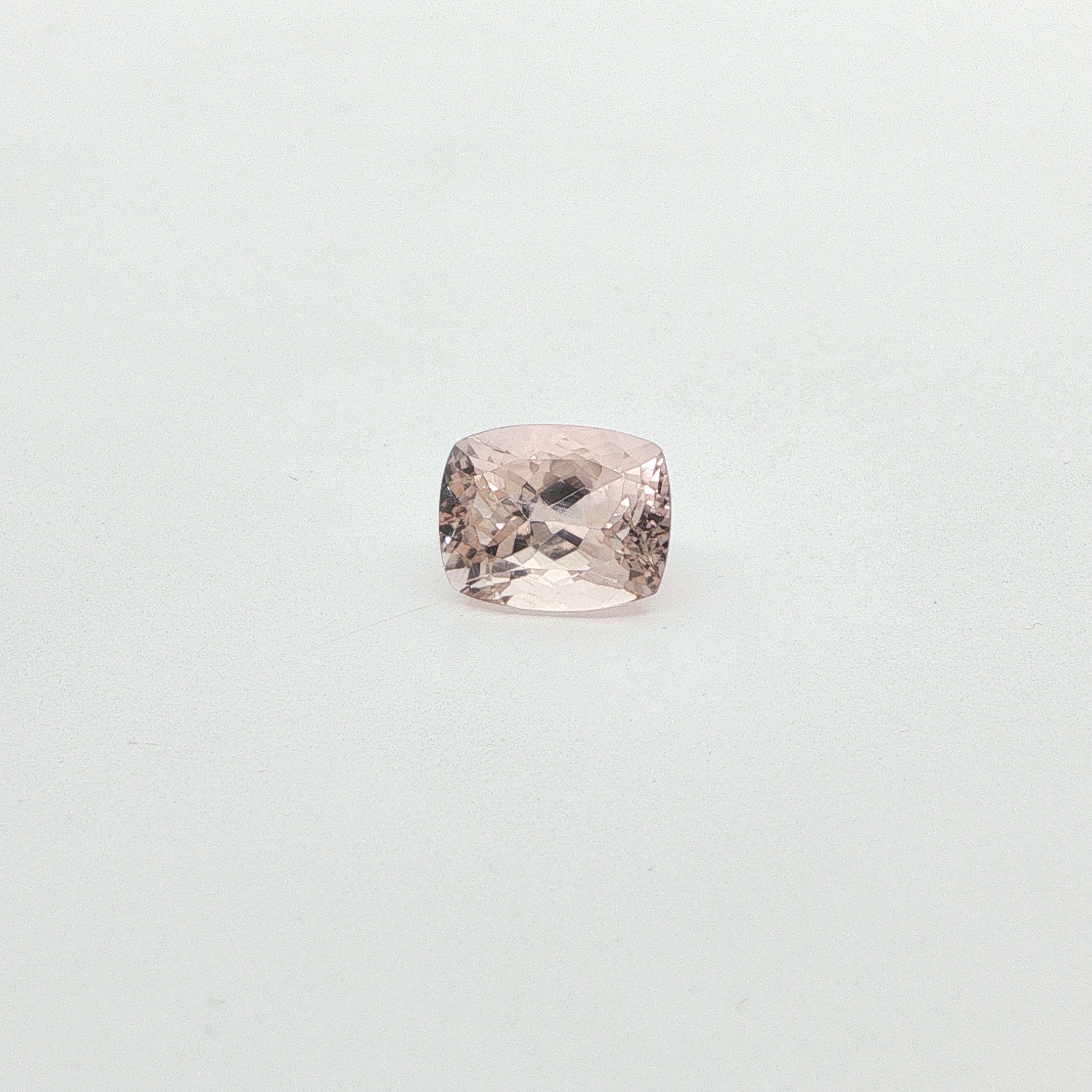 3.58 ct Cushion Pink Morganite
