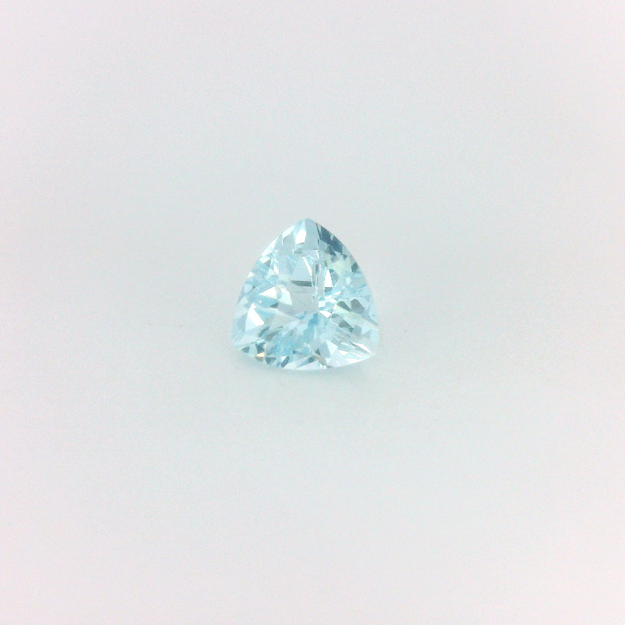 0.8ct AQUAMARINE