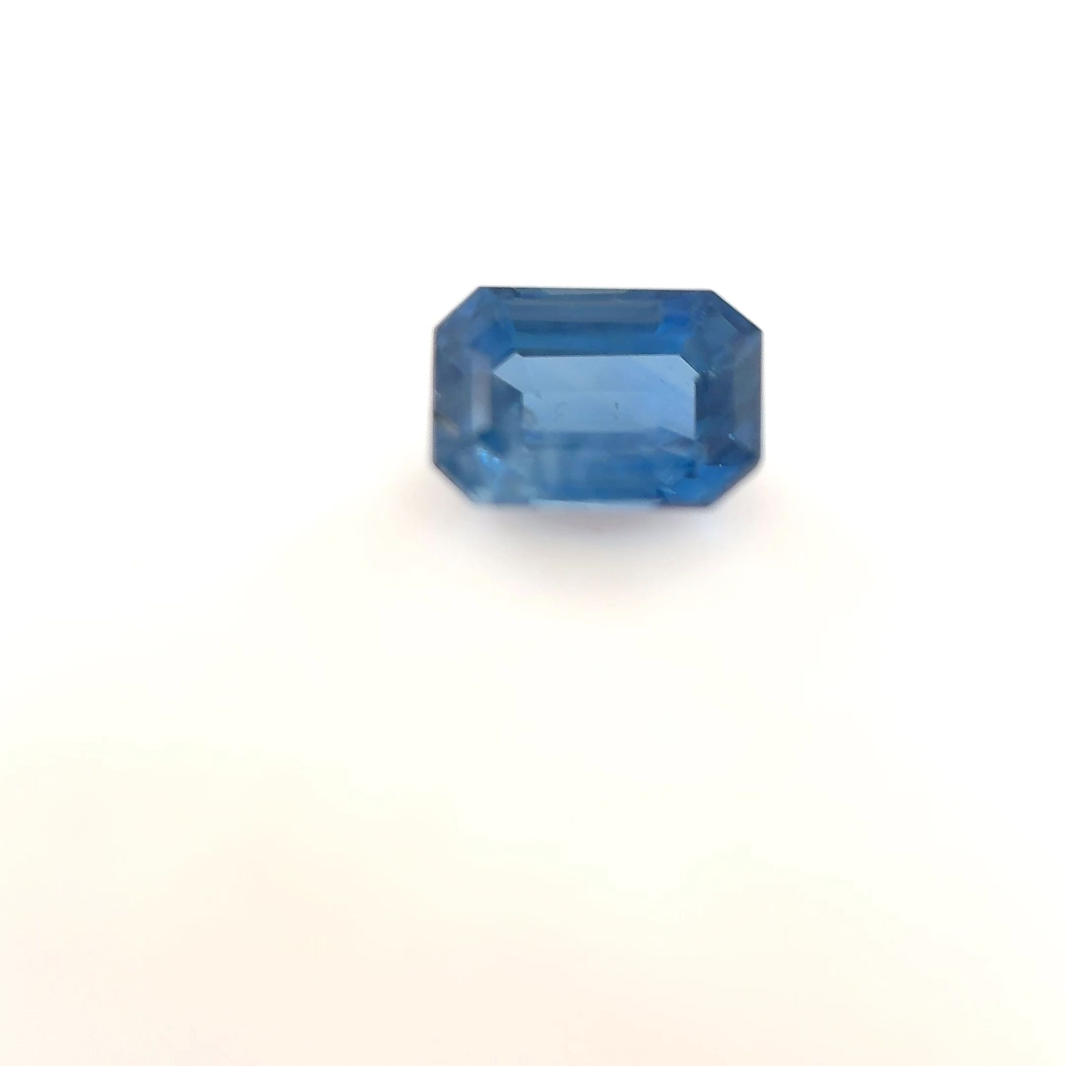 0.85ct SAPPHIRE