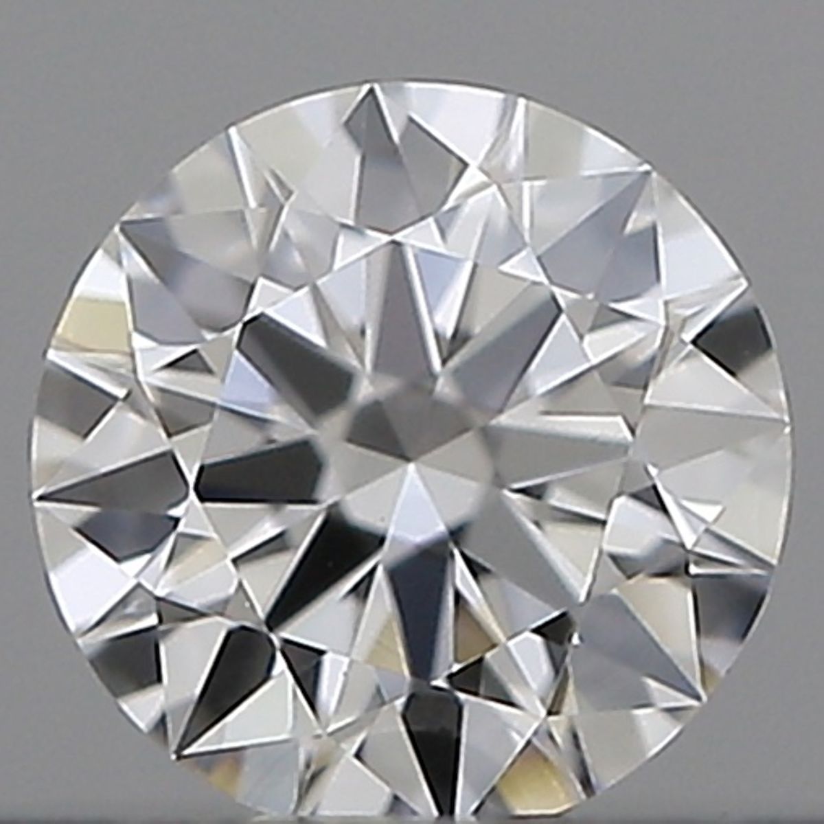 ROUND 0.19 carat diamond