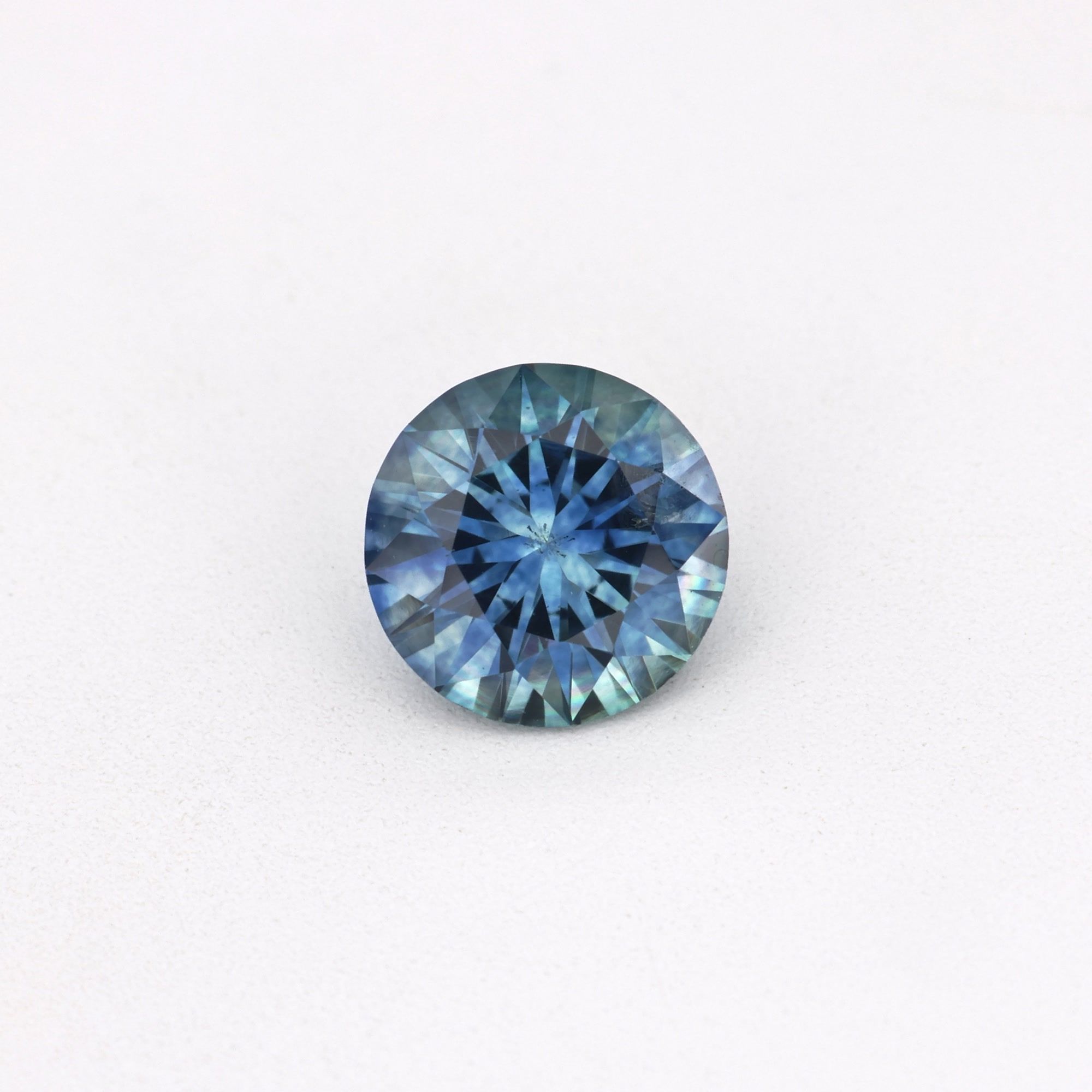 0.6ct Sapphire