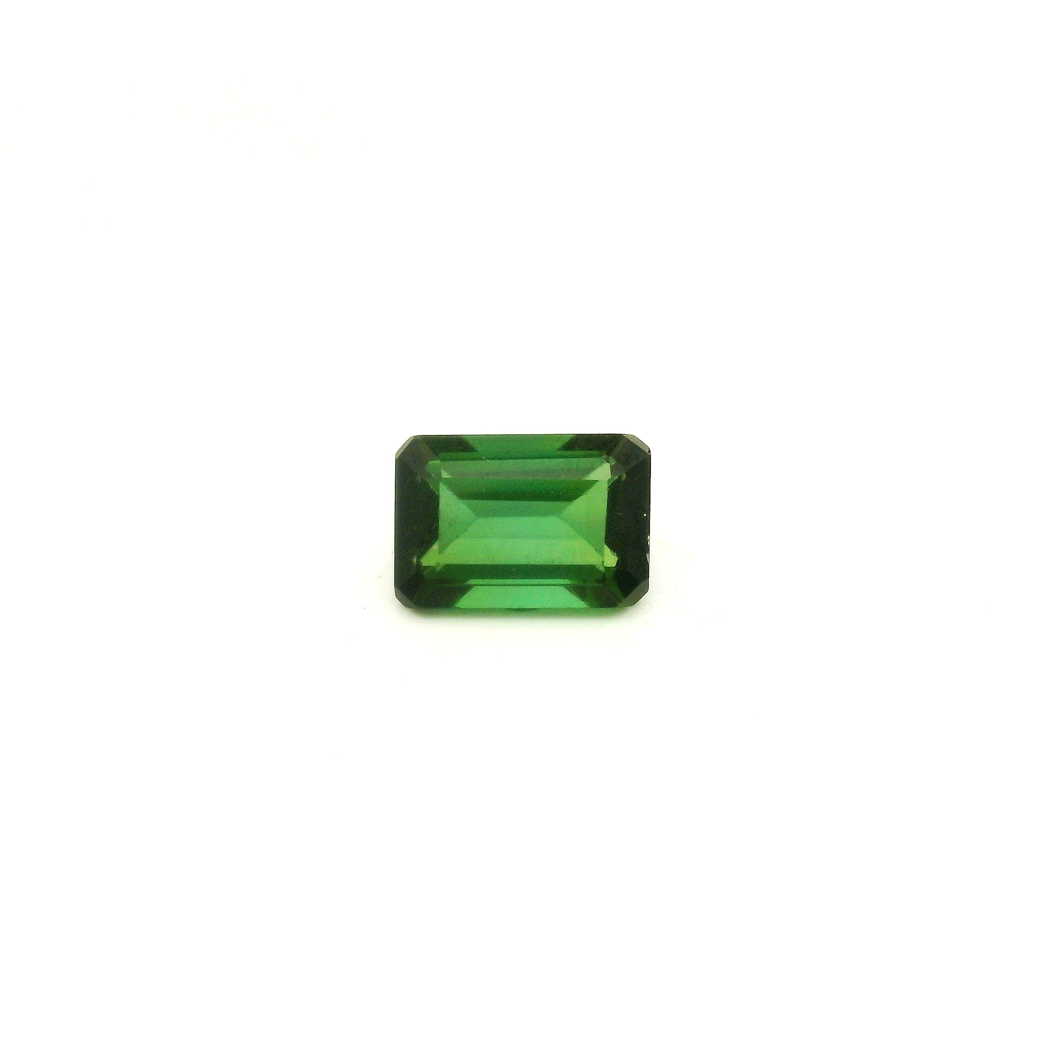 Certified Tourmaline Octagonal 0.74 ct gemstone, Green