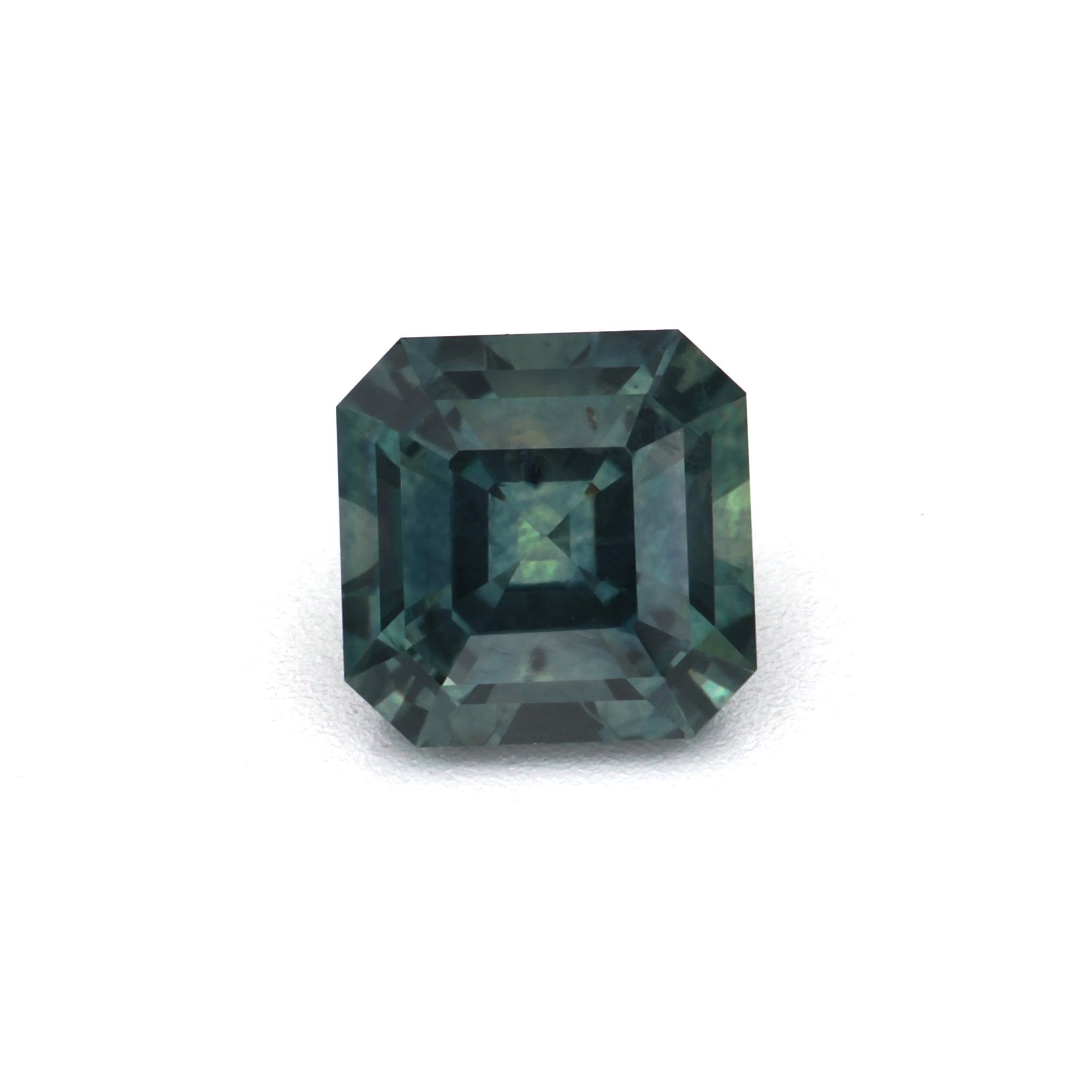 0.81ct Sapphire