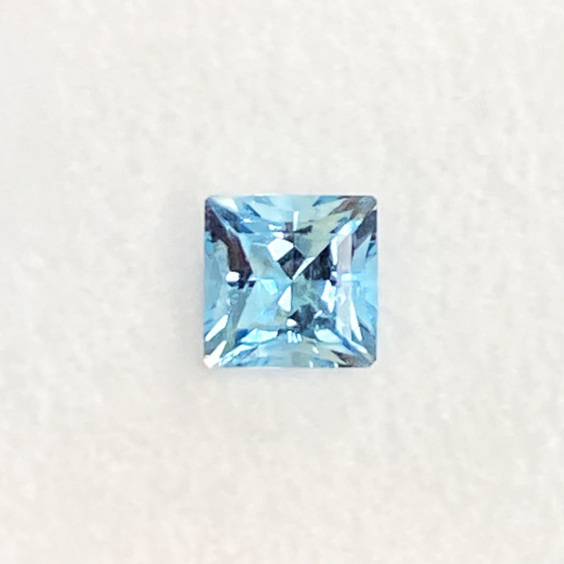 0.97ct Aquamarine