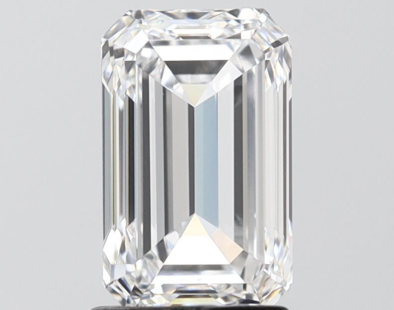 2.02ct Emerald D - VVS1 - Excellent cut - LD44758