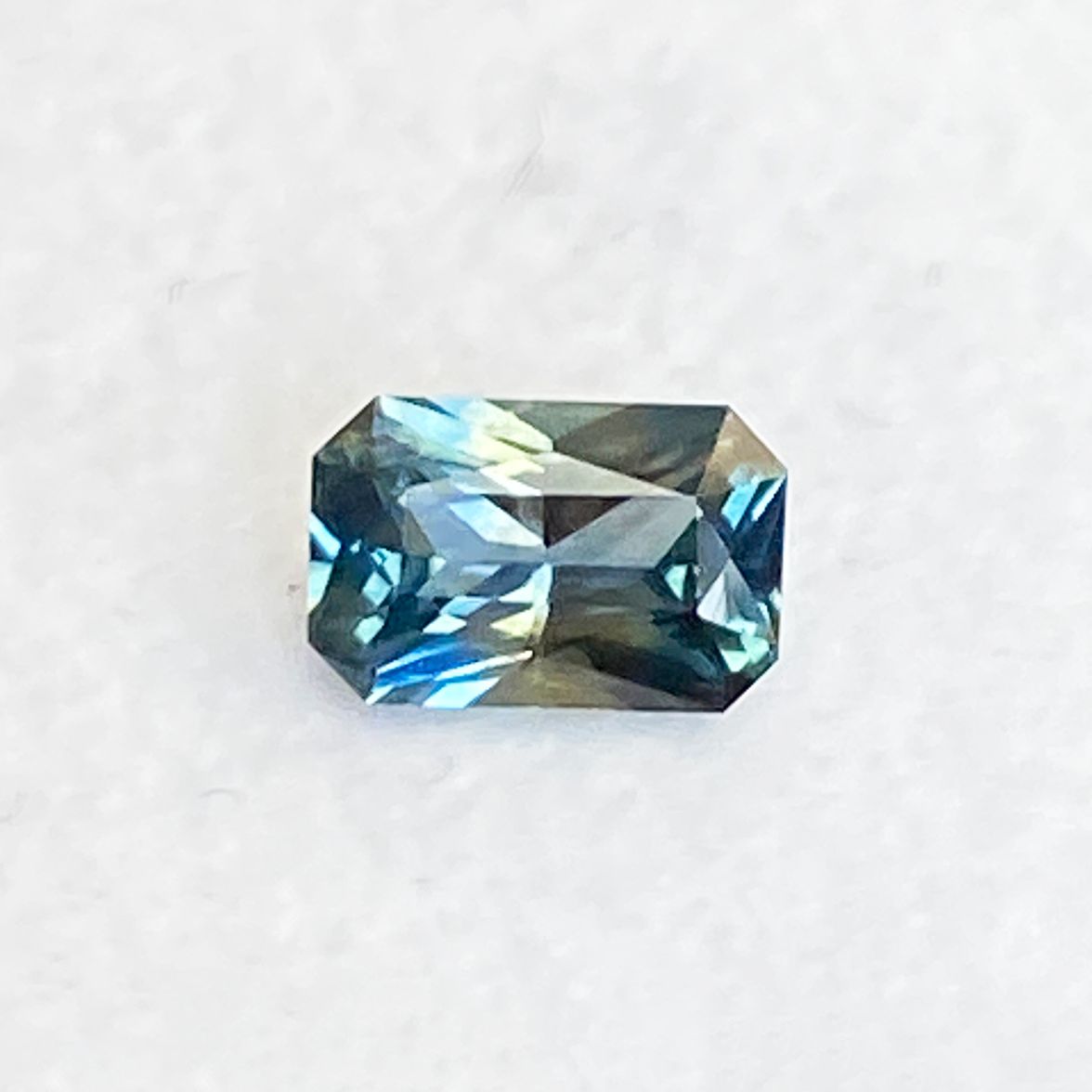 0.49ct Sapphire