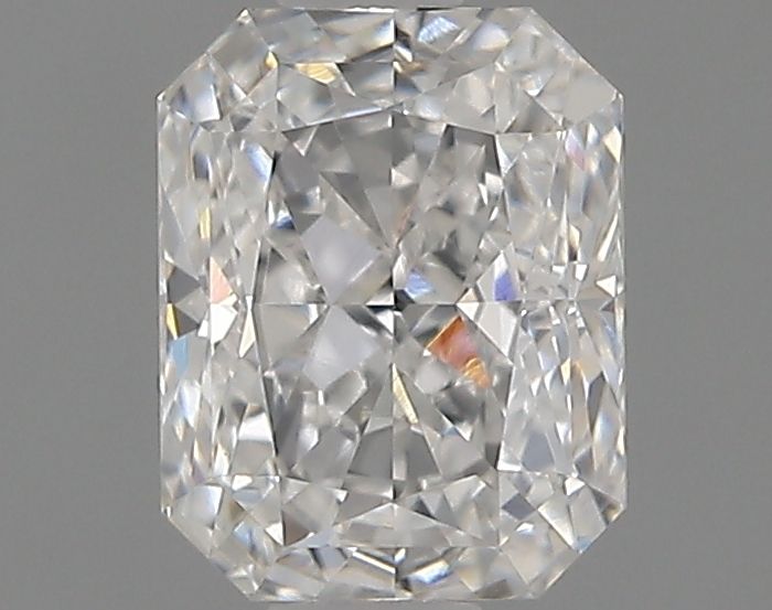 0,70 ct Diament naturalny w szlifie radiant
