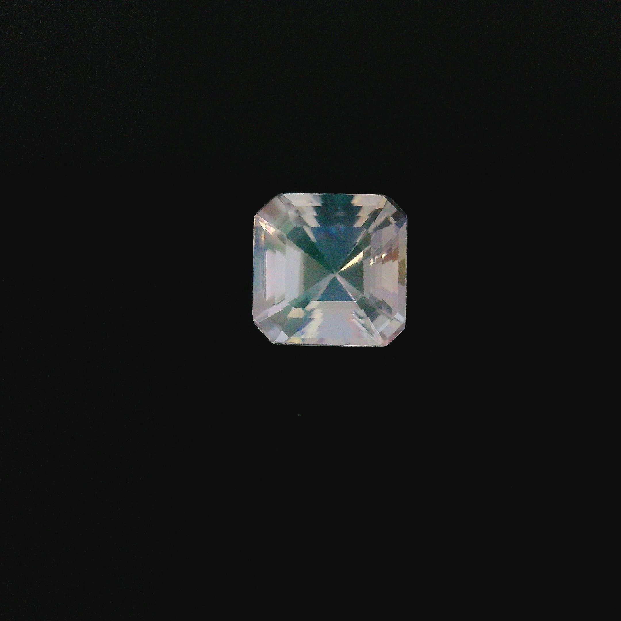 1.08ct MOONSTONE