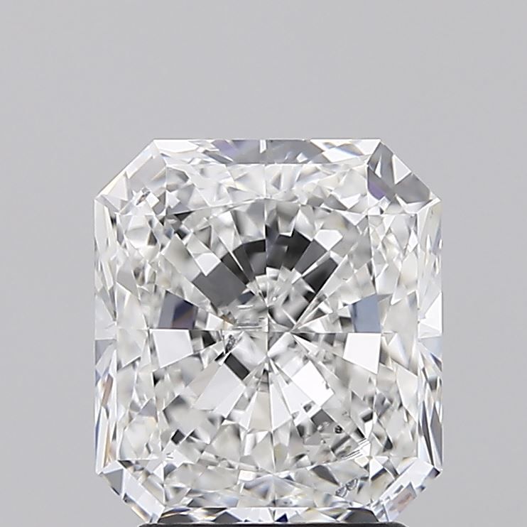 2.61 Carat radiant Lab Grown Diamond Front Image