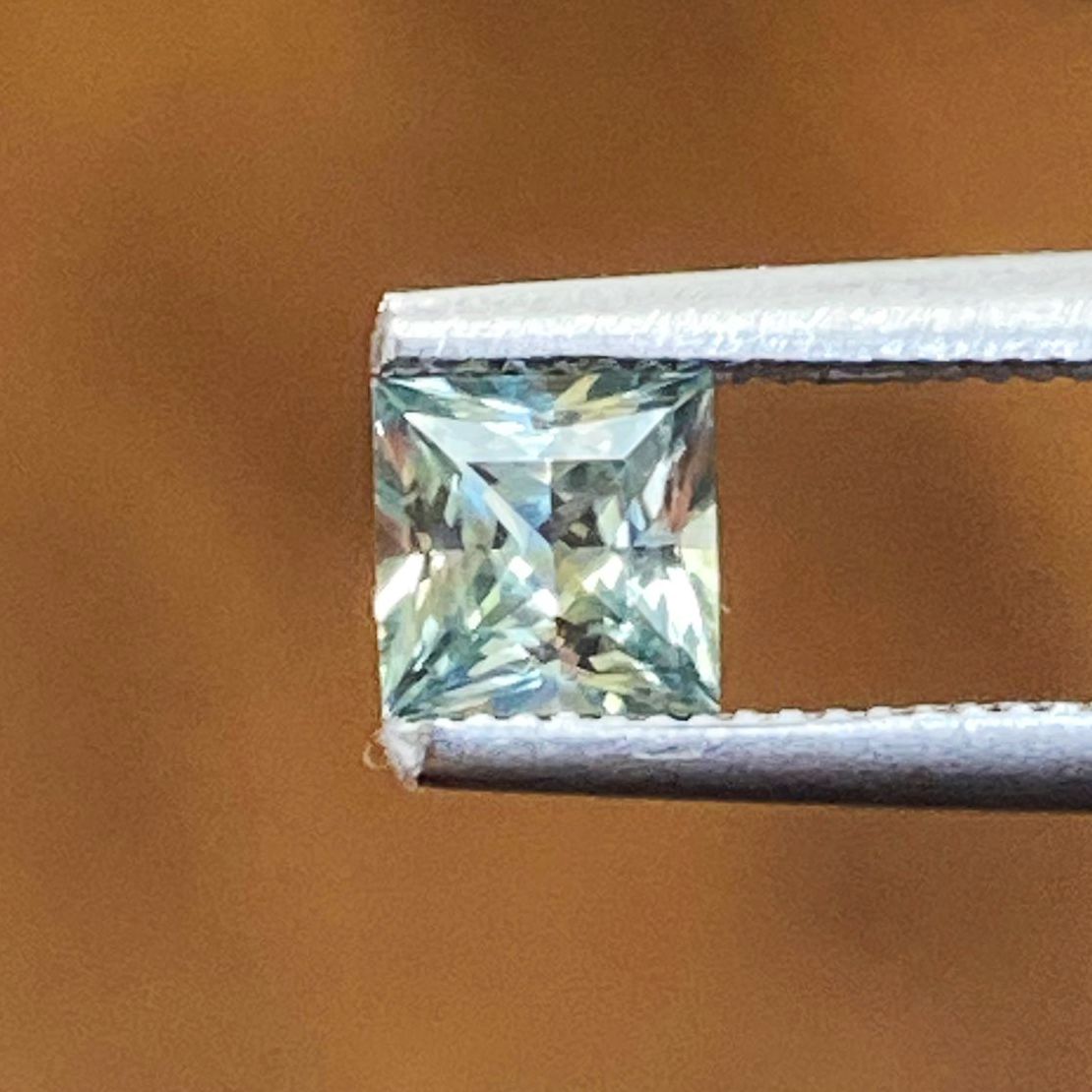 0.41ct Sapphire