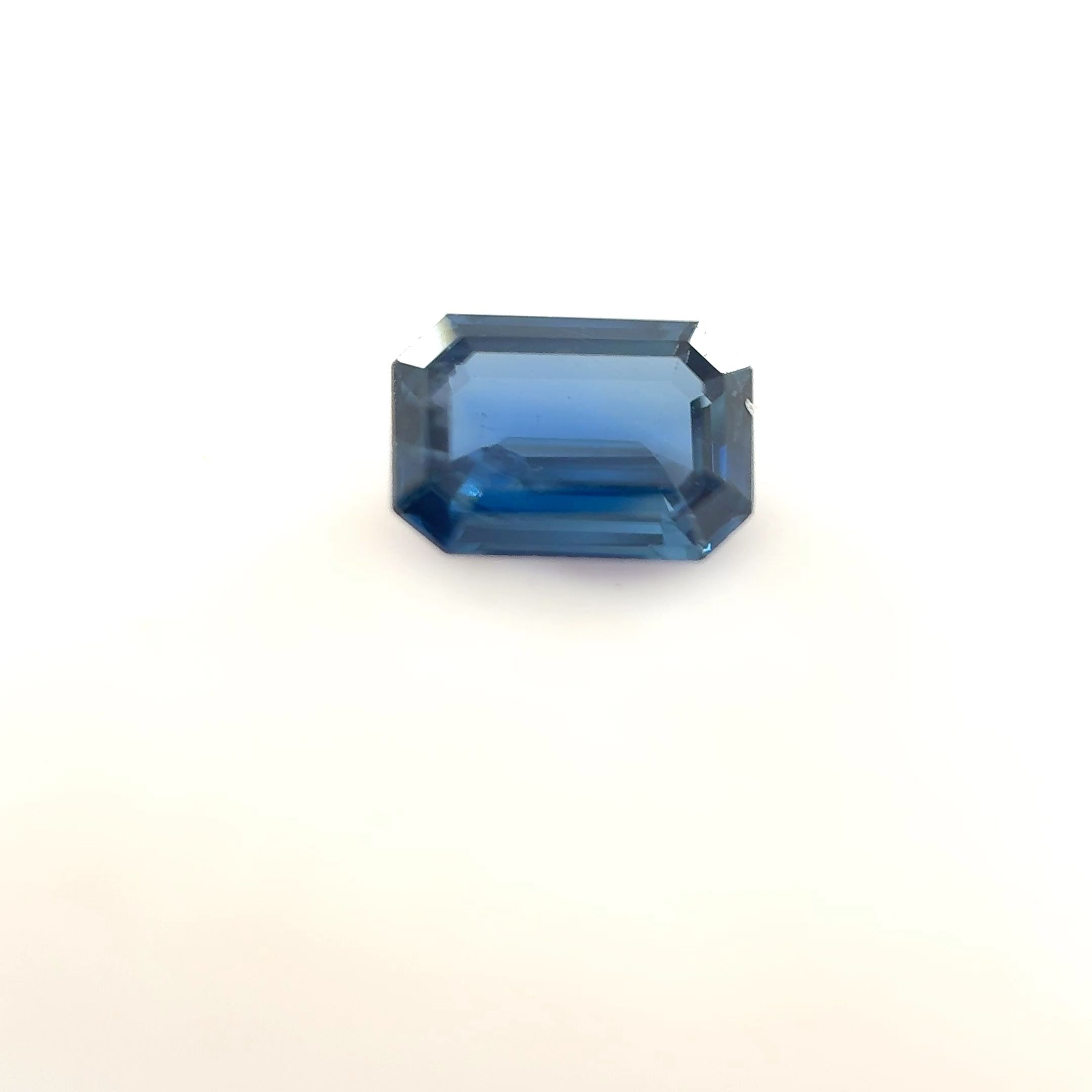 0.87ct SAPPHIRE