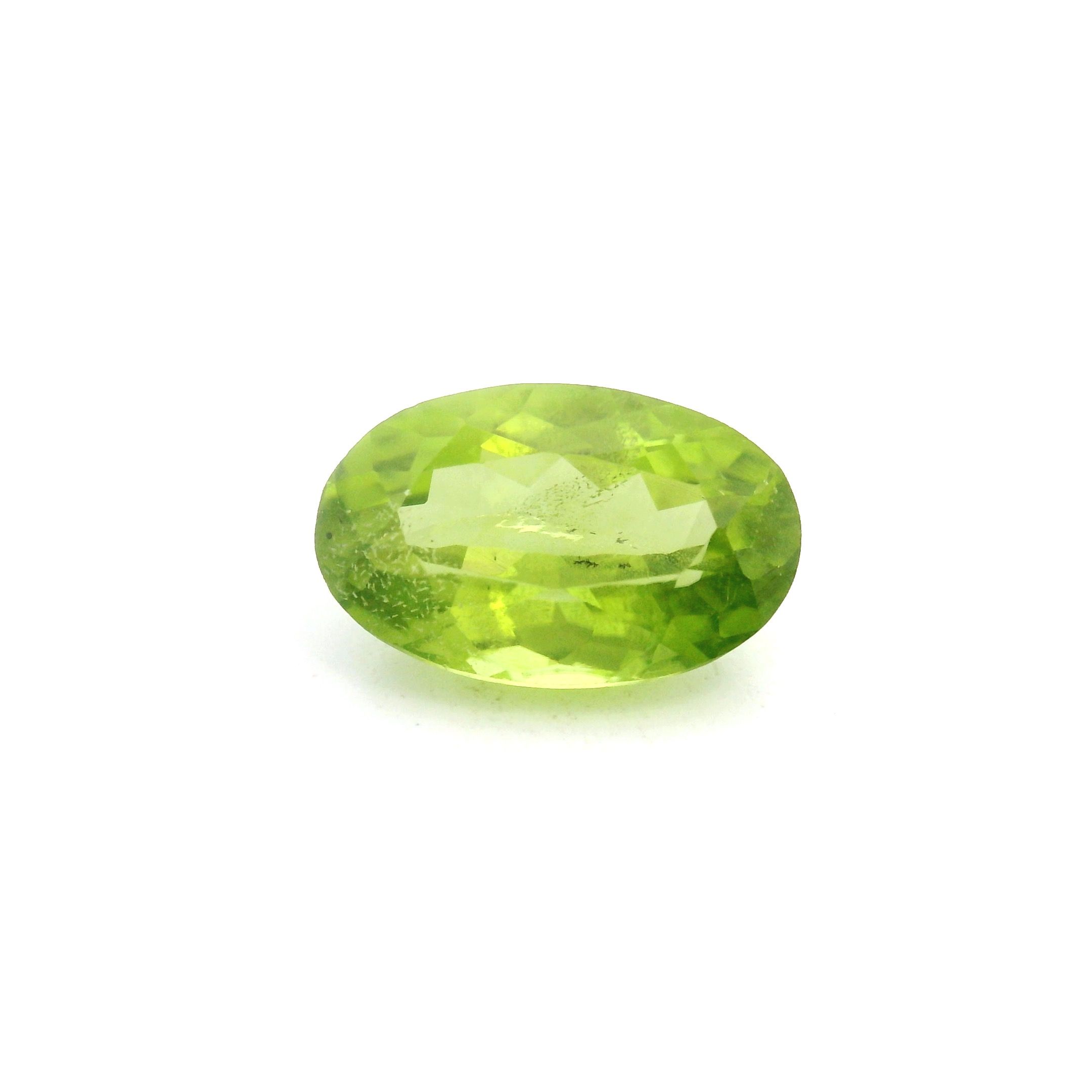 Certified Peridot Oval 2.73 ct gemstone, Green