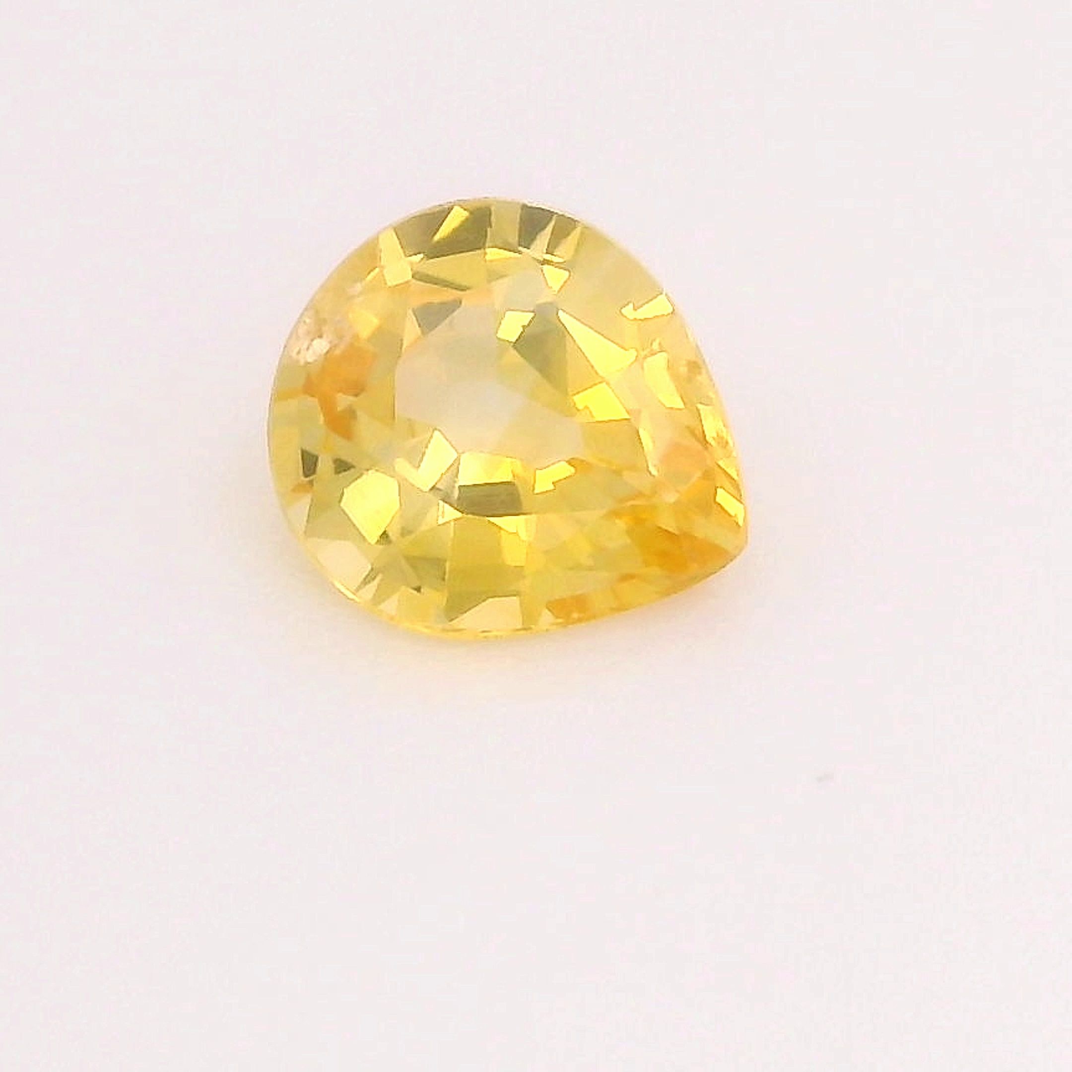 0.35 ct Pear Yellow Sapphire