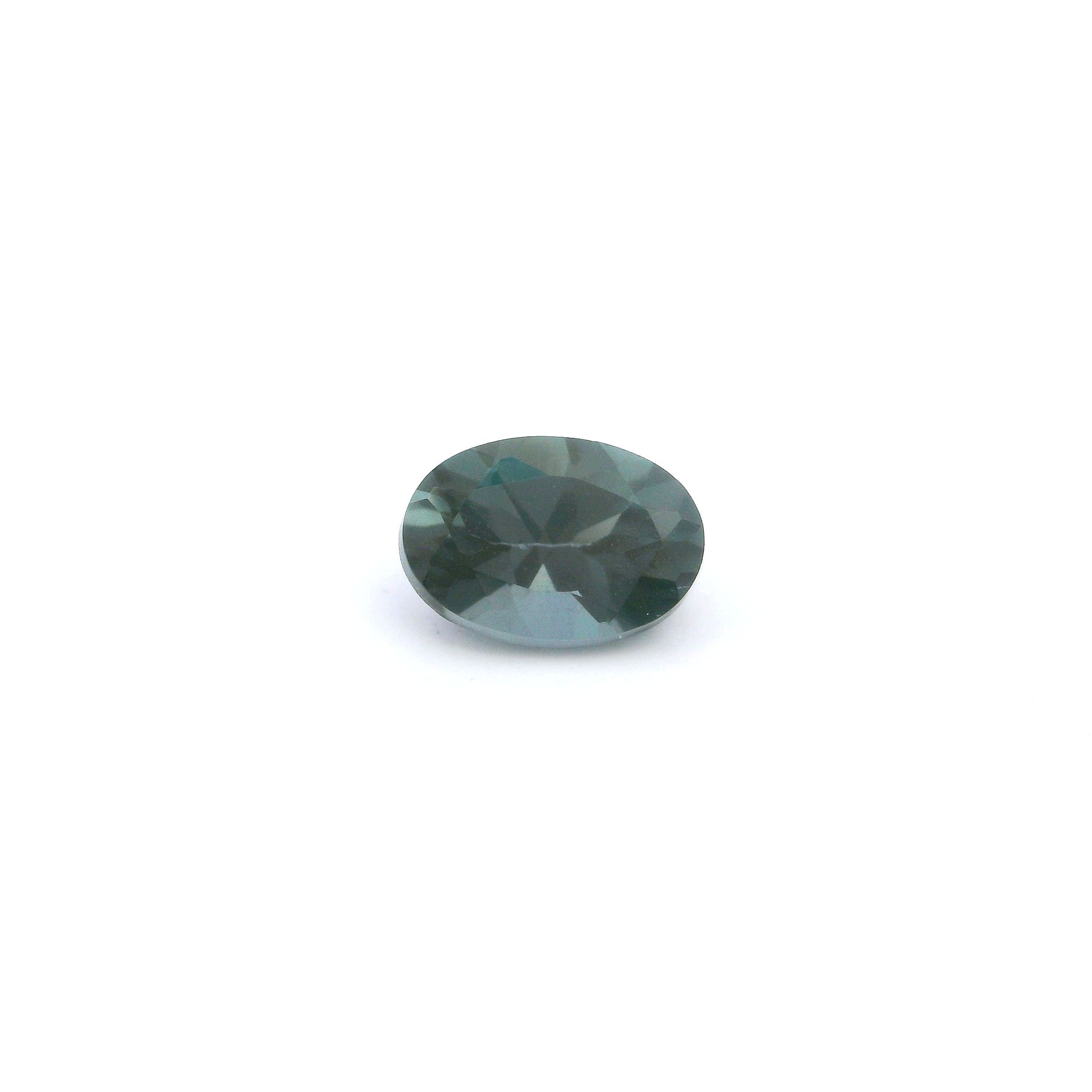 Certified Spinel Oval 0.65 ct gemstone, Blue