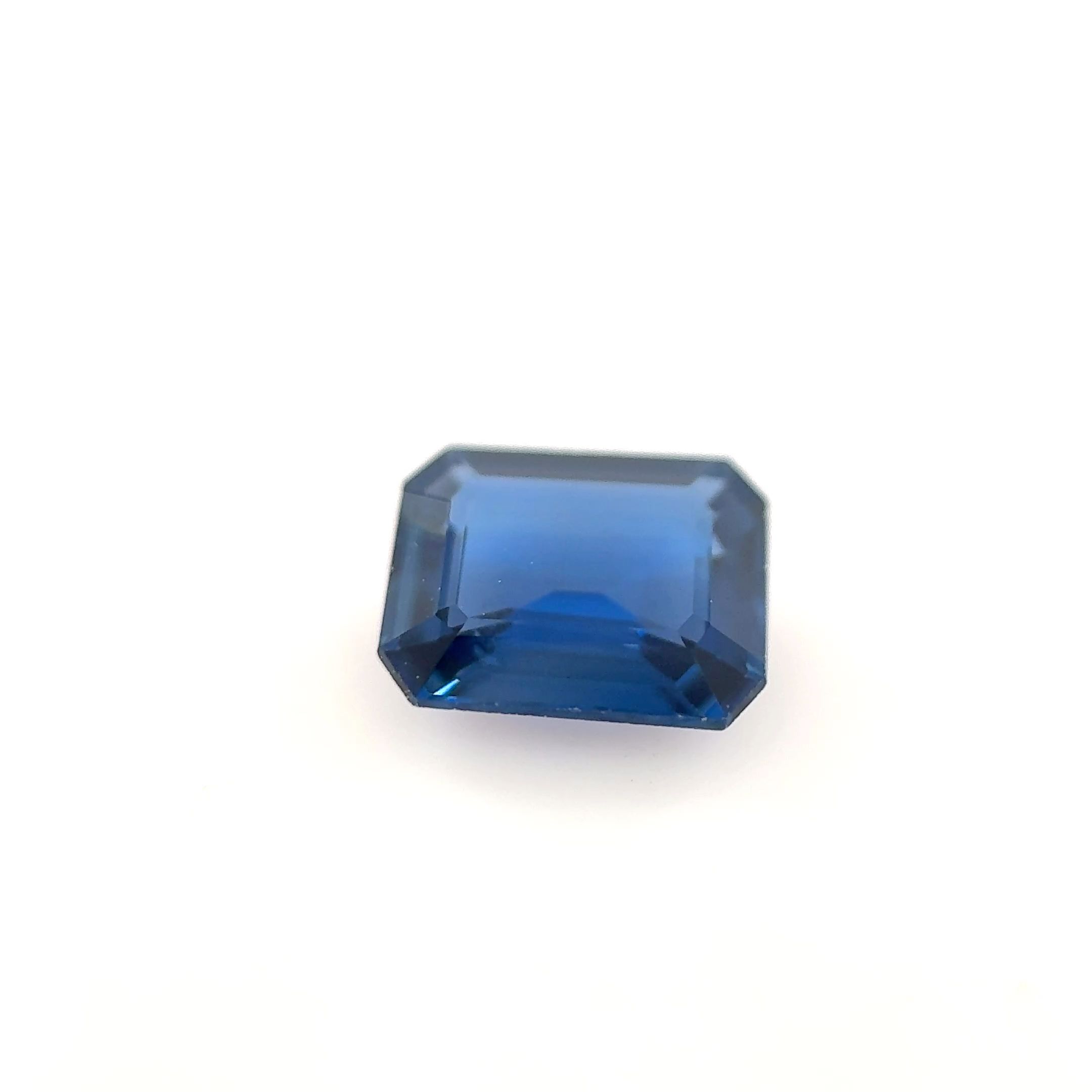 0.82ct SAPPHIRE