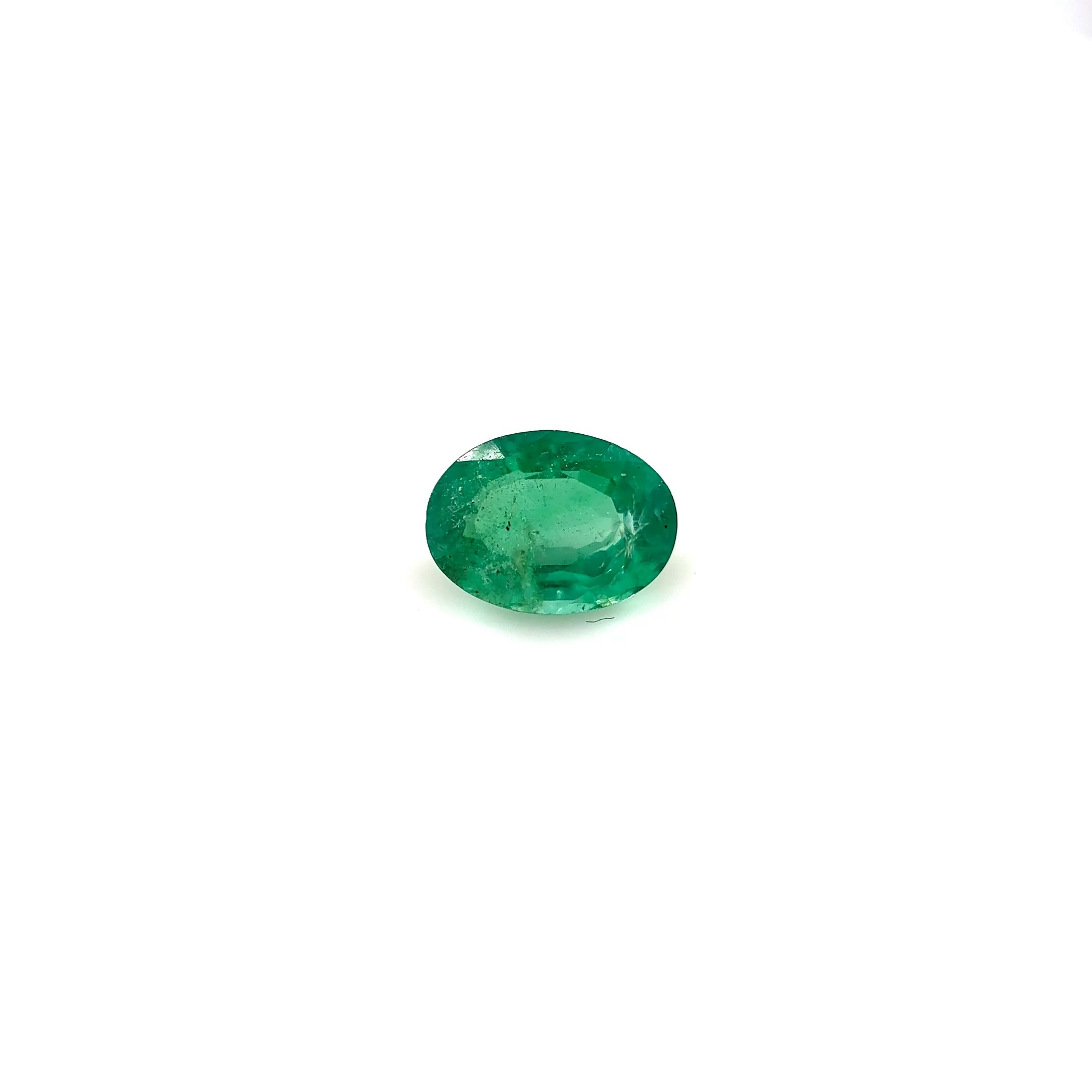 0.8ct EMERALD
