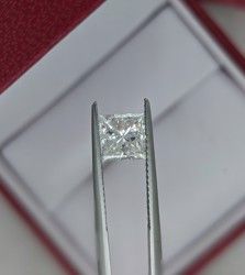 1,50 ct Diament naturalny w szlifie księżniczki