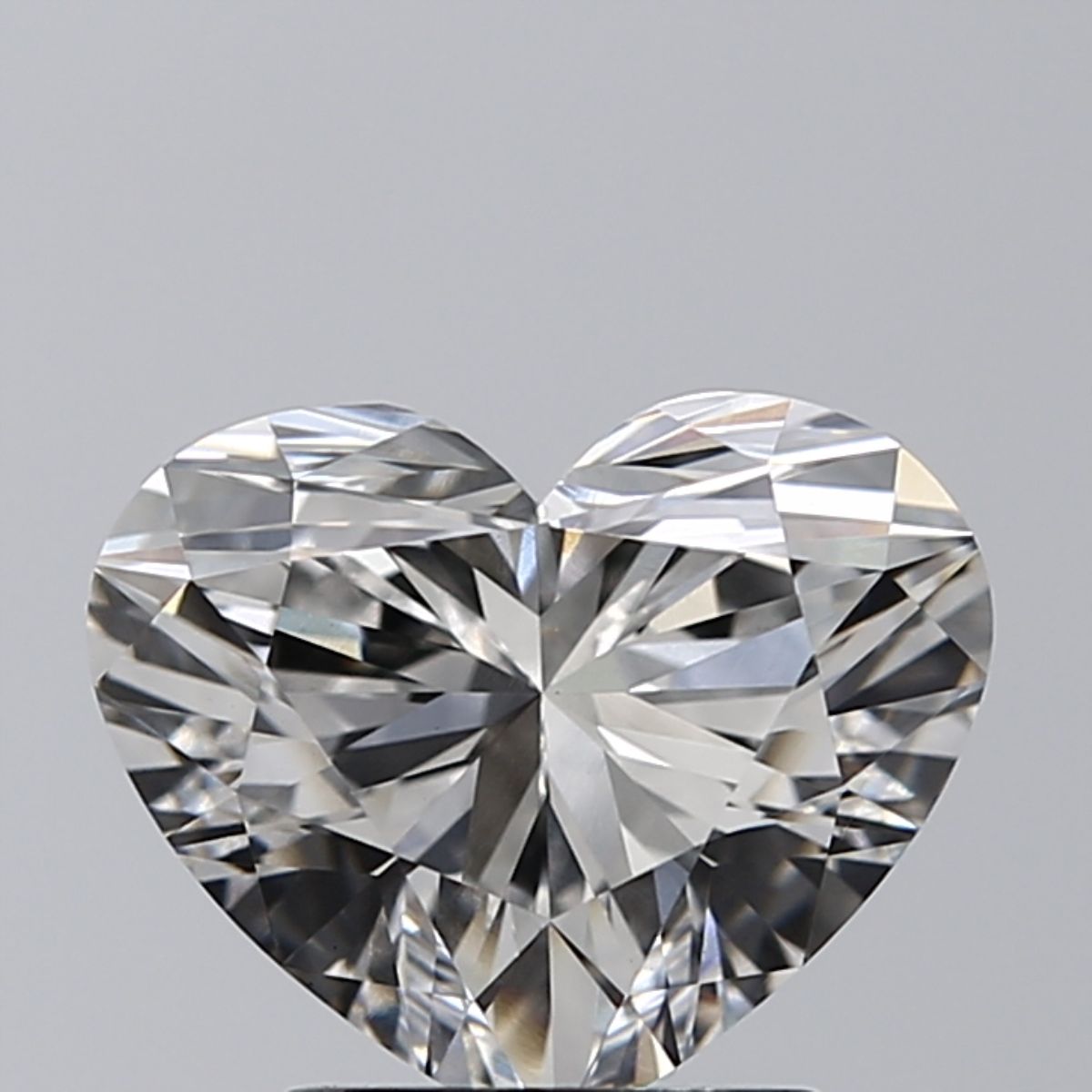 2.01ct Heart F - VVS2 - Very Good cut - LD102600