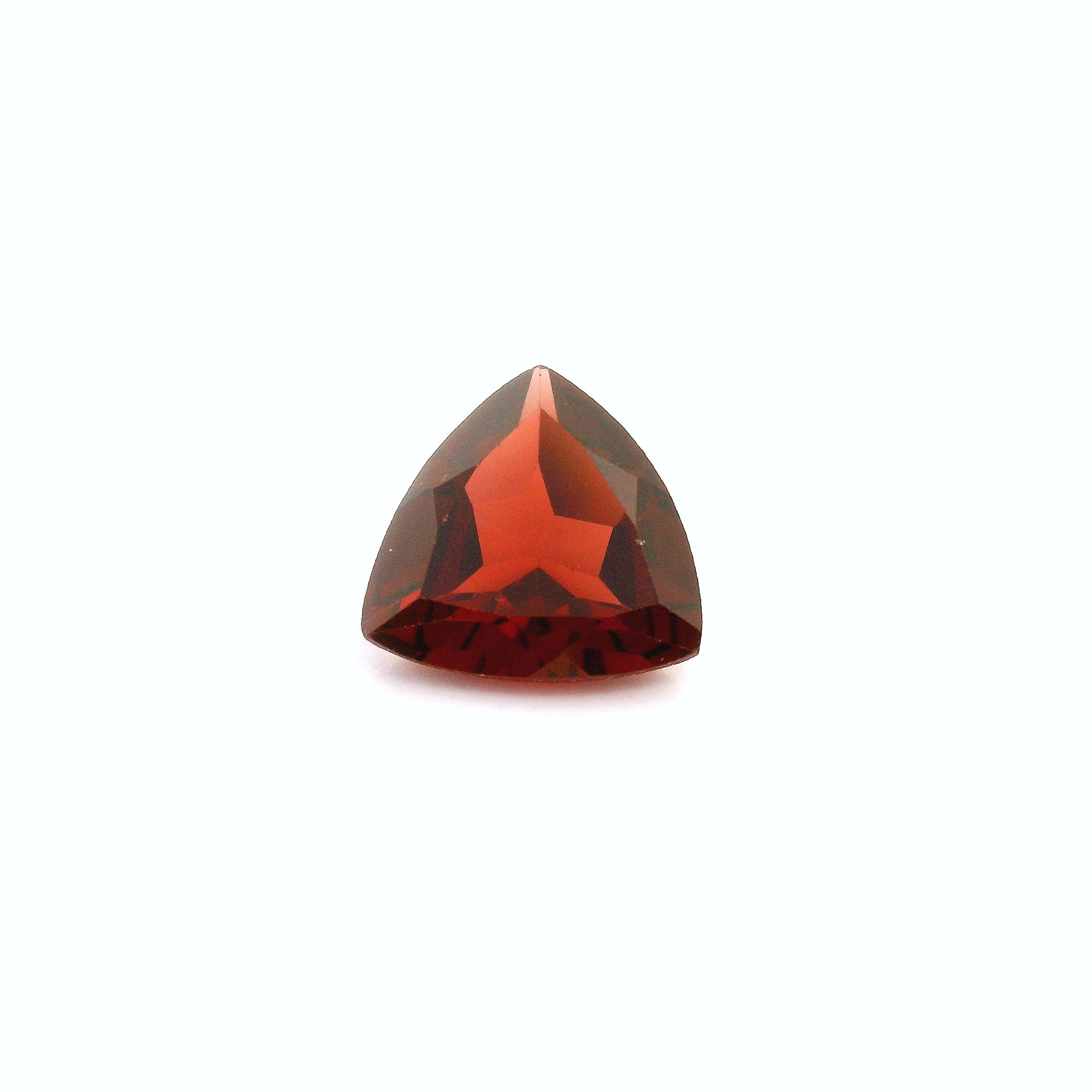 Certified Garnet Triangular 1.61 ct gemstone, Red