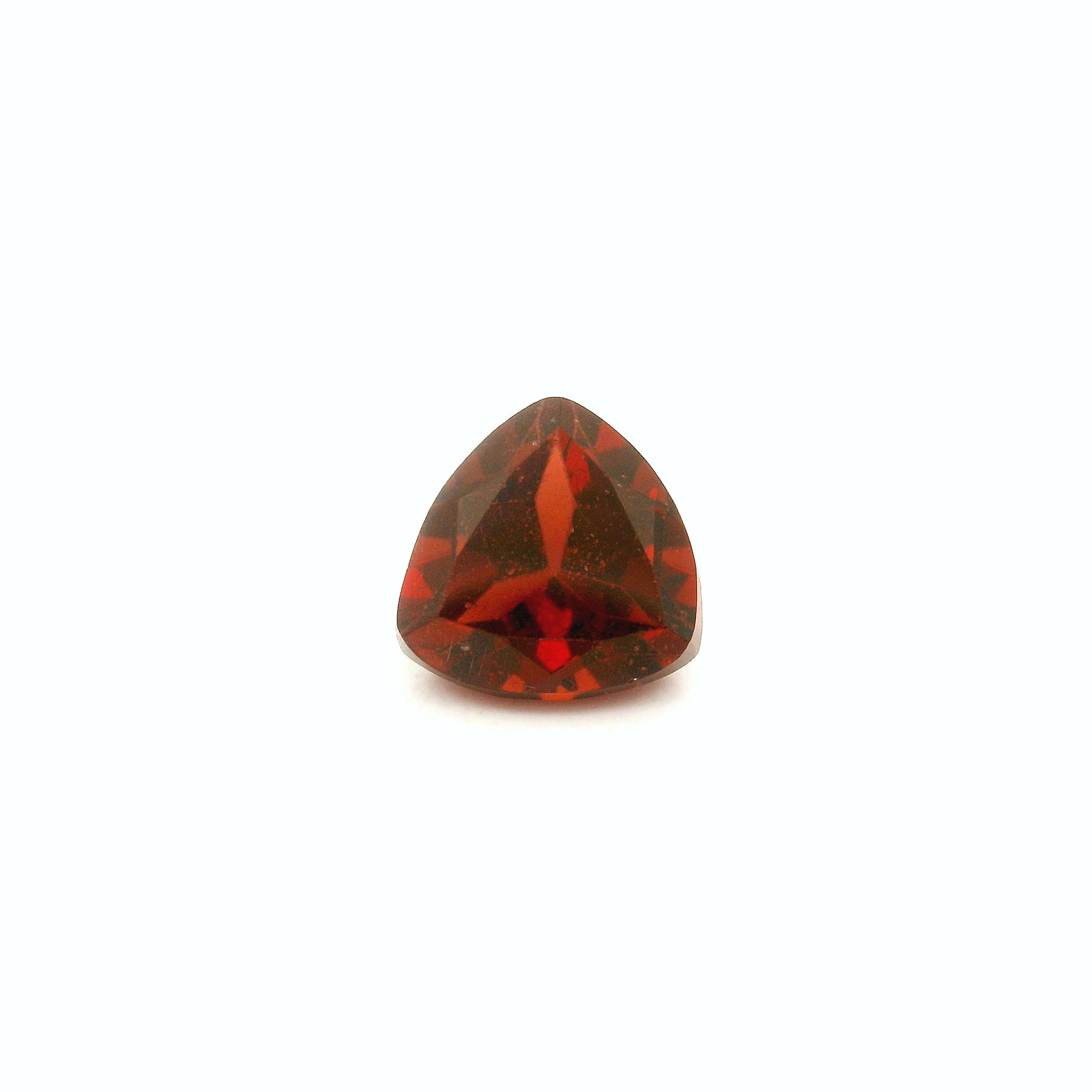 Certified Garnet Triangular 1.78 ct gemstone, Red