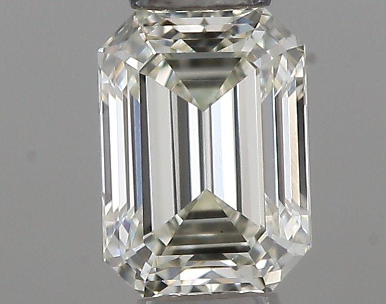 0.26 Carat K VS1 Emerald Diamond