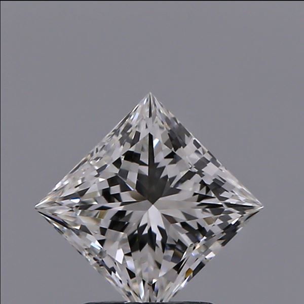 0,30 ct Diament naturalny w szlifie księżniczki